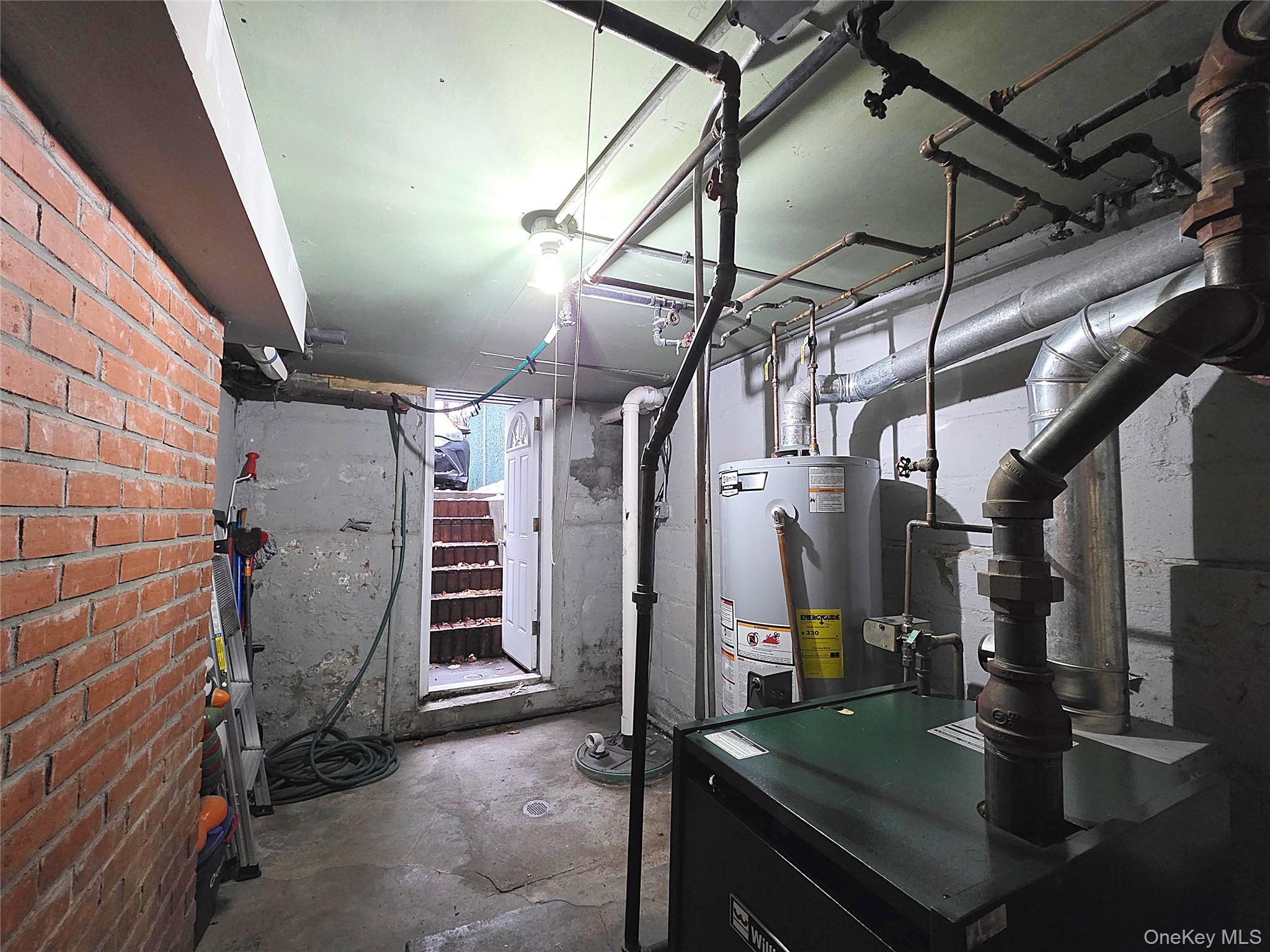 Single Family 80th  Queens, NY 11385, MLS-946416-33