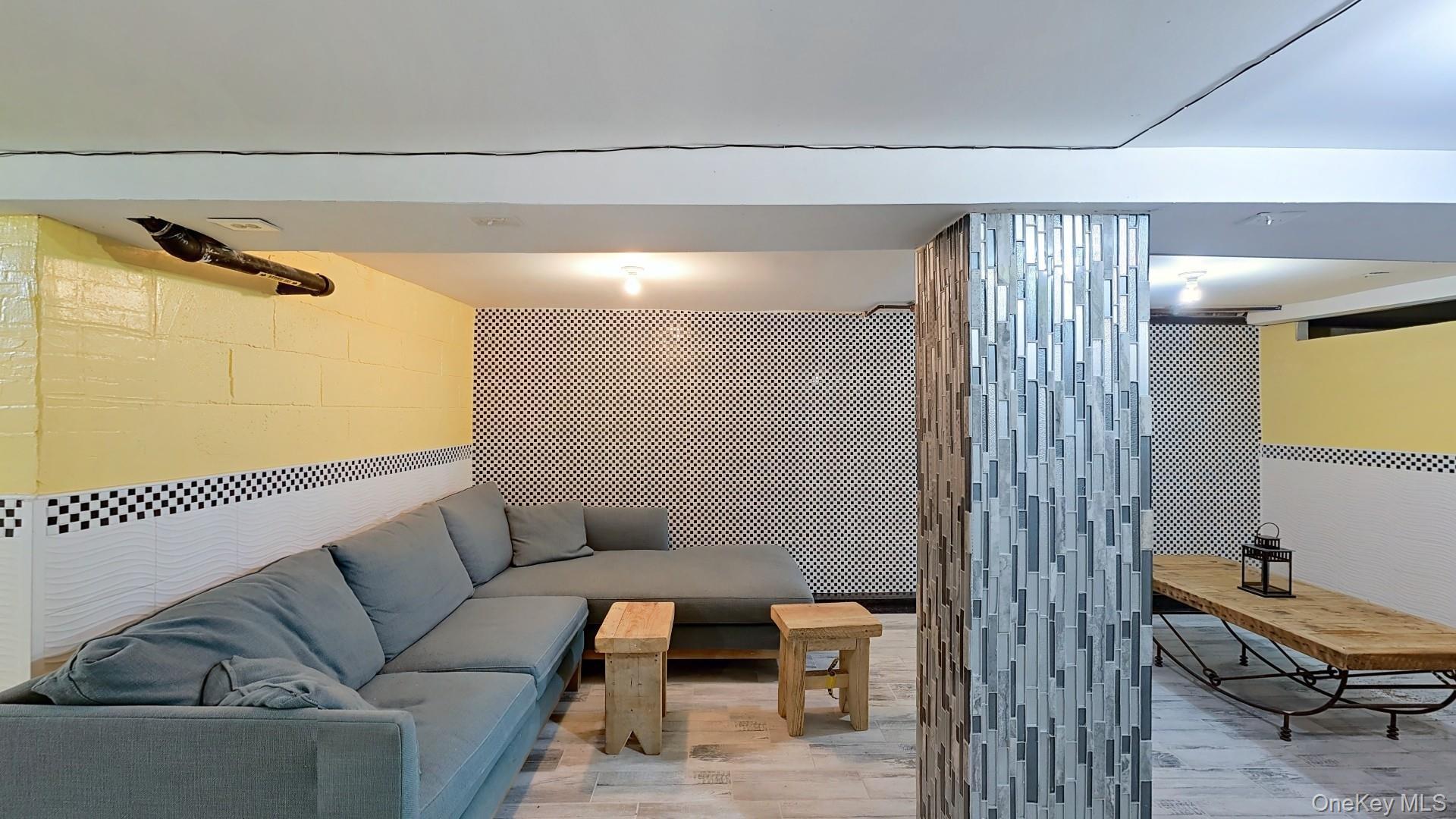 Single Family Irving  Brooklyn, NY 11237, MLS-946457-17