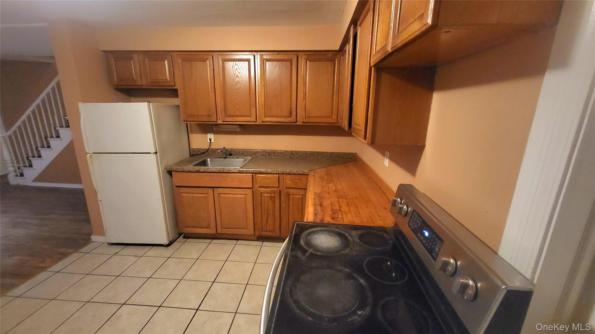 Single Family Academy  Dutchess County, NY 12601, MLS-946461-3