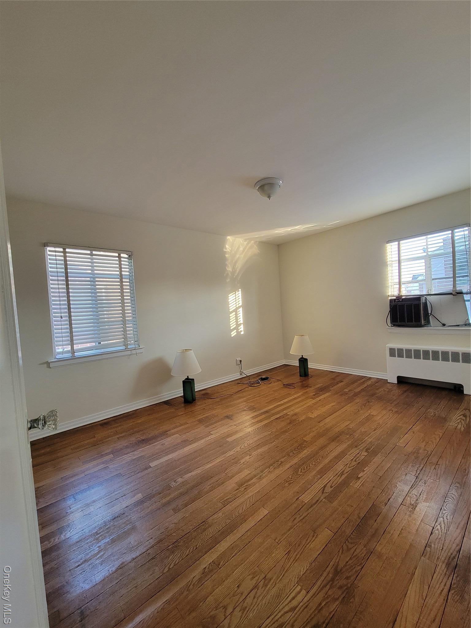 Single Family Murdock Queens, NY 11429, MLS-946573-10