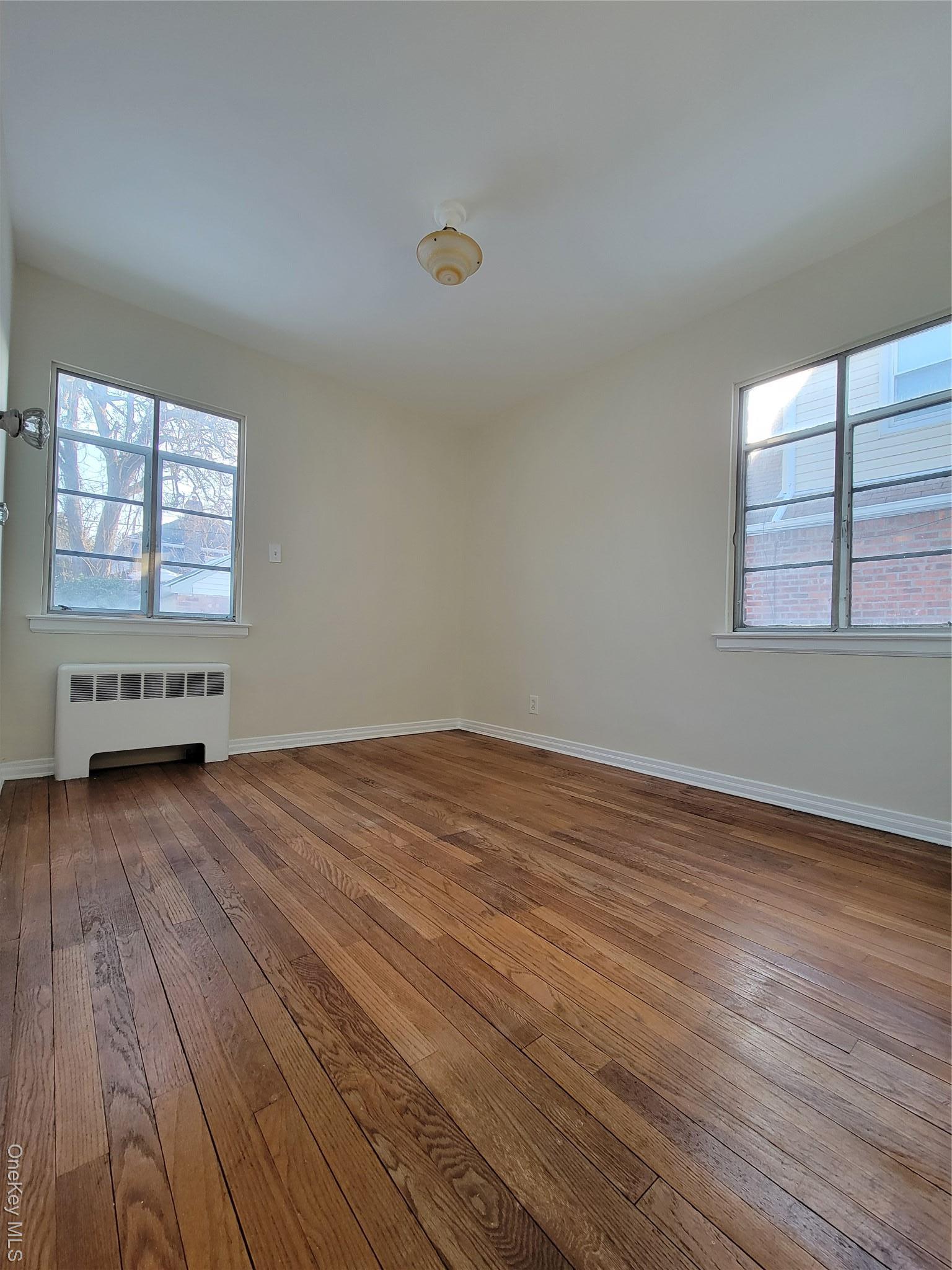 Single Family Murdock Queens, NY 11429, MLS-946573-13