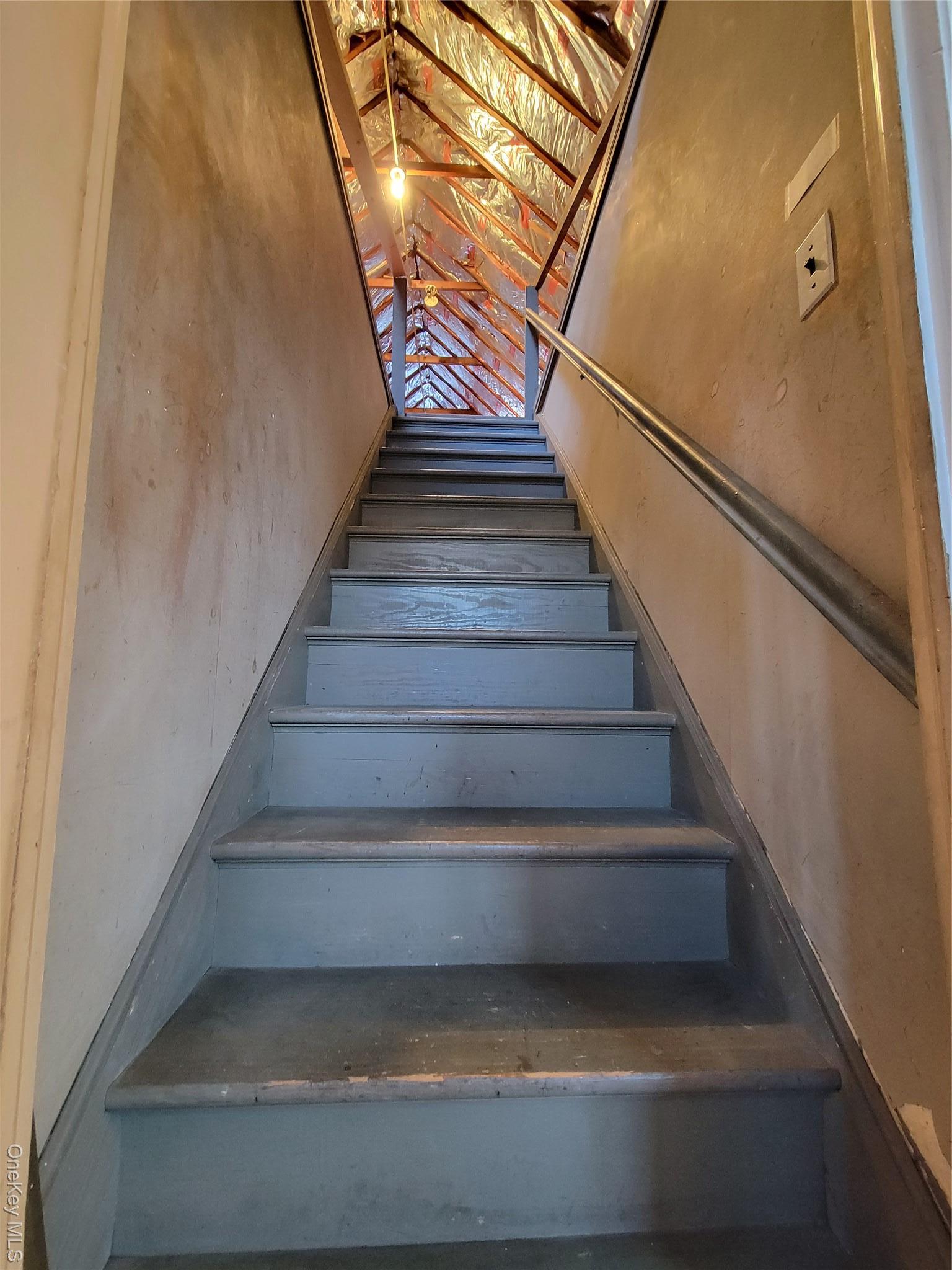 Single Family Murdock Queens, NY 11429, MLS-946573-17