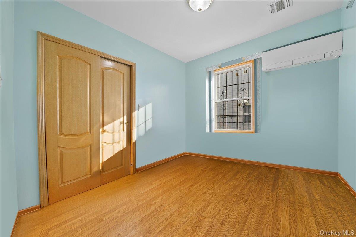 Single Family 265th  Queens, NY 11004, MLS-946576-14