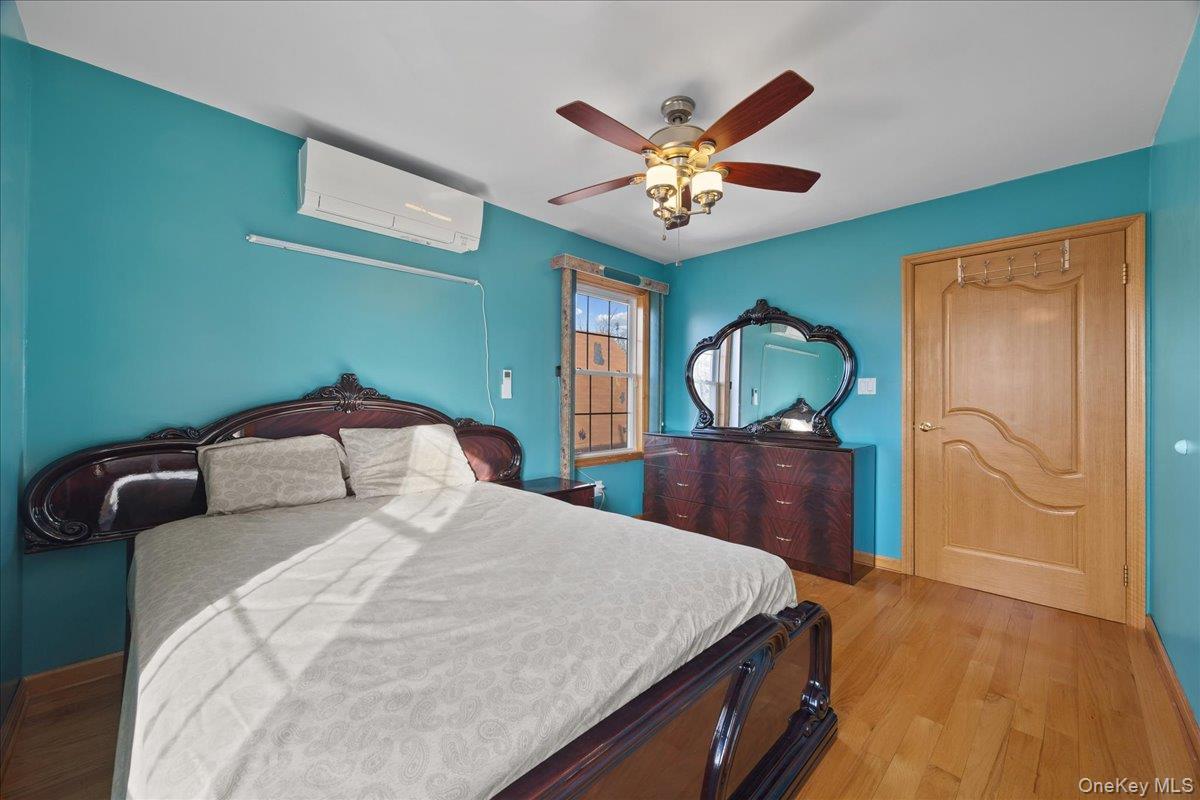 Single Family 265th  Queens, NY 11004, MLS-946576-23