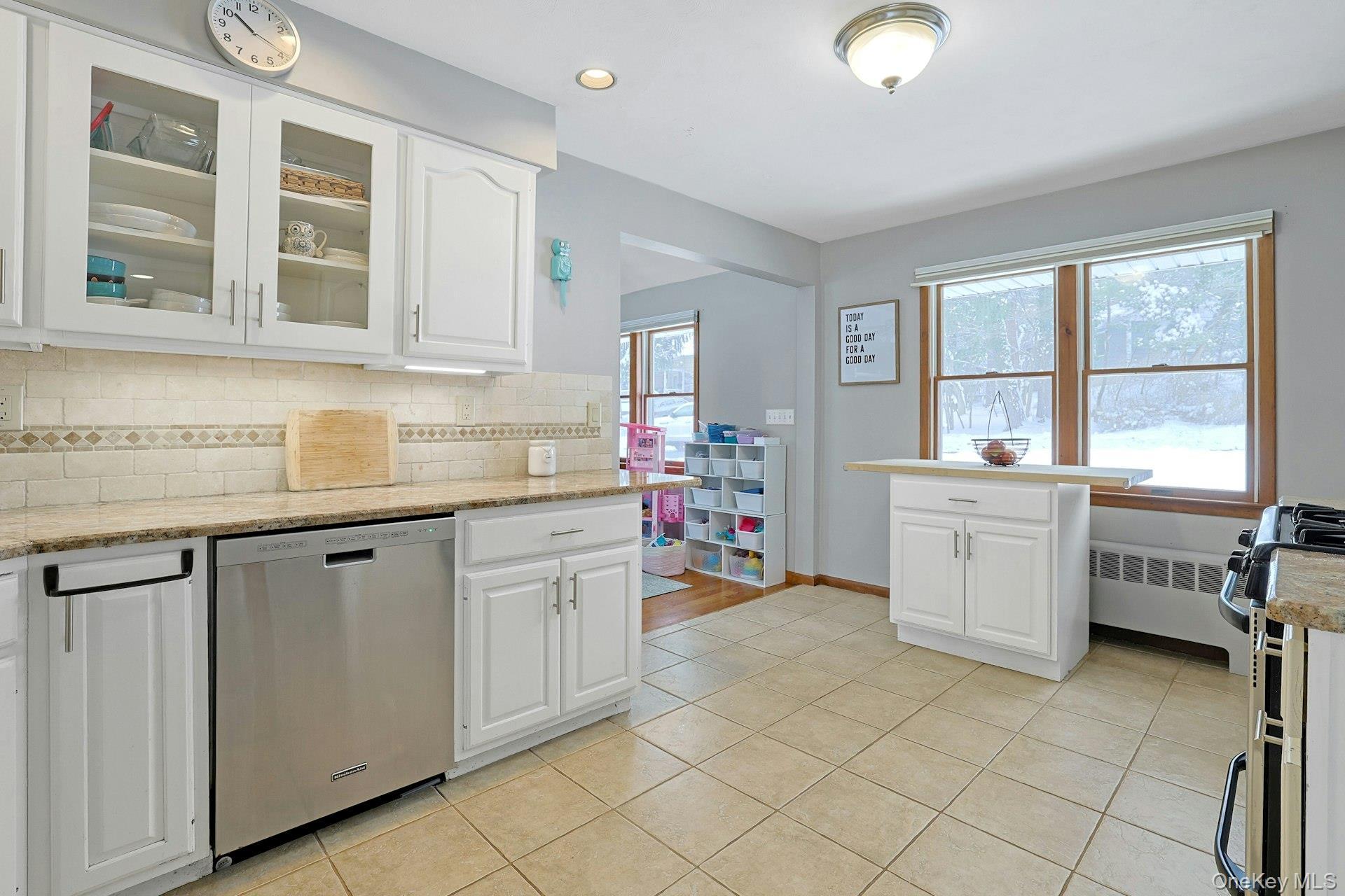 Single Family Briarwood  Rockland County, NY 10956, MLS-946593-16