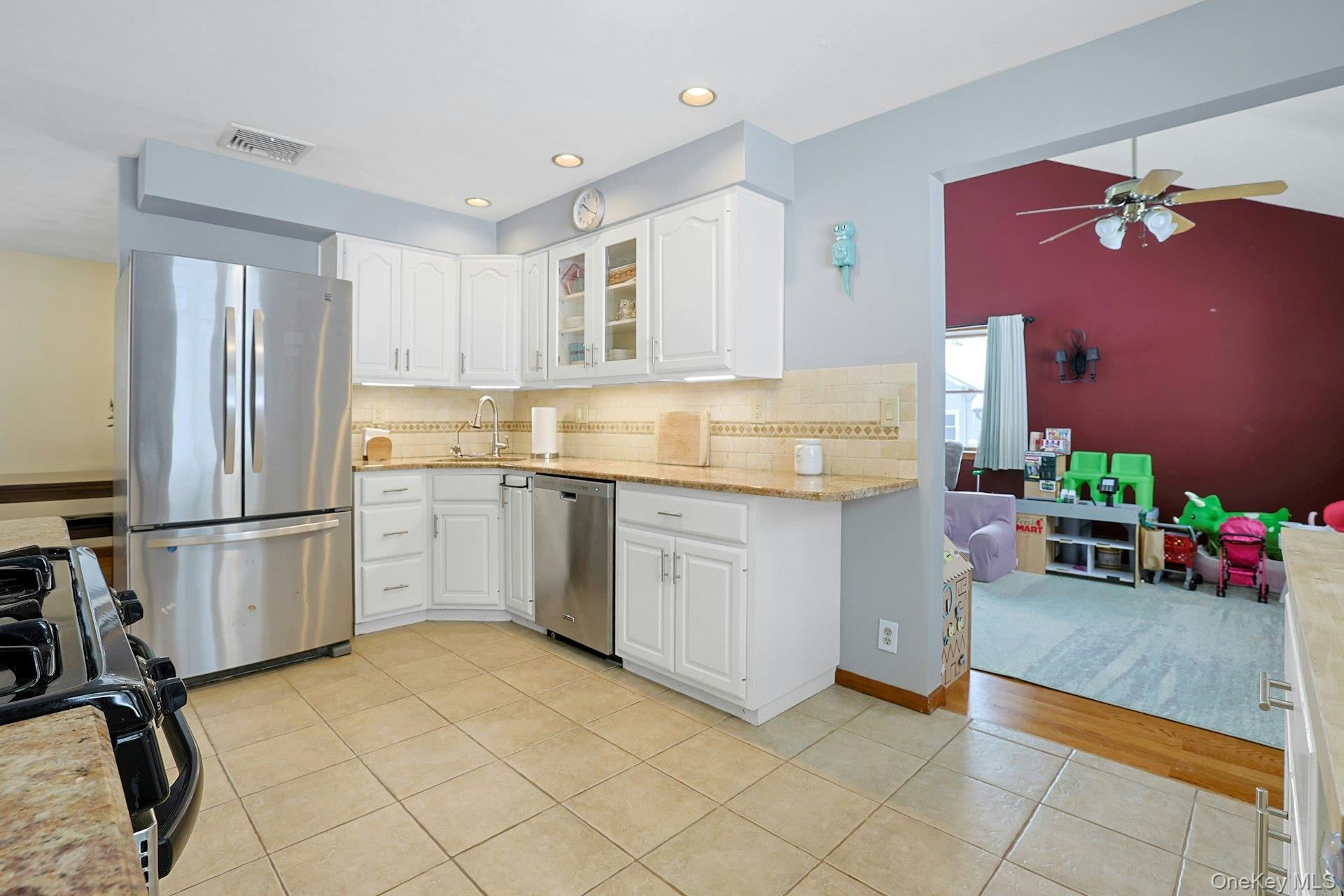 Single Family Briarwood  Rockland County, NY 10956, MLS-946593-18