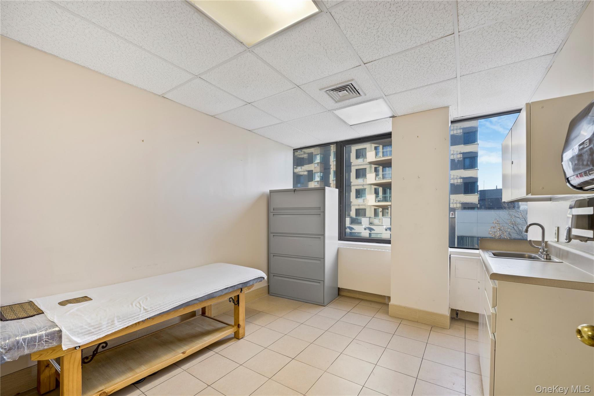 Commercial Lease Main  Queens, NY 11355, MLS-946611-28