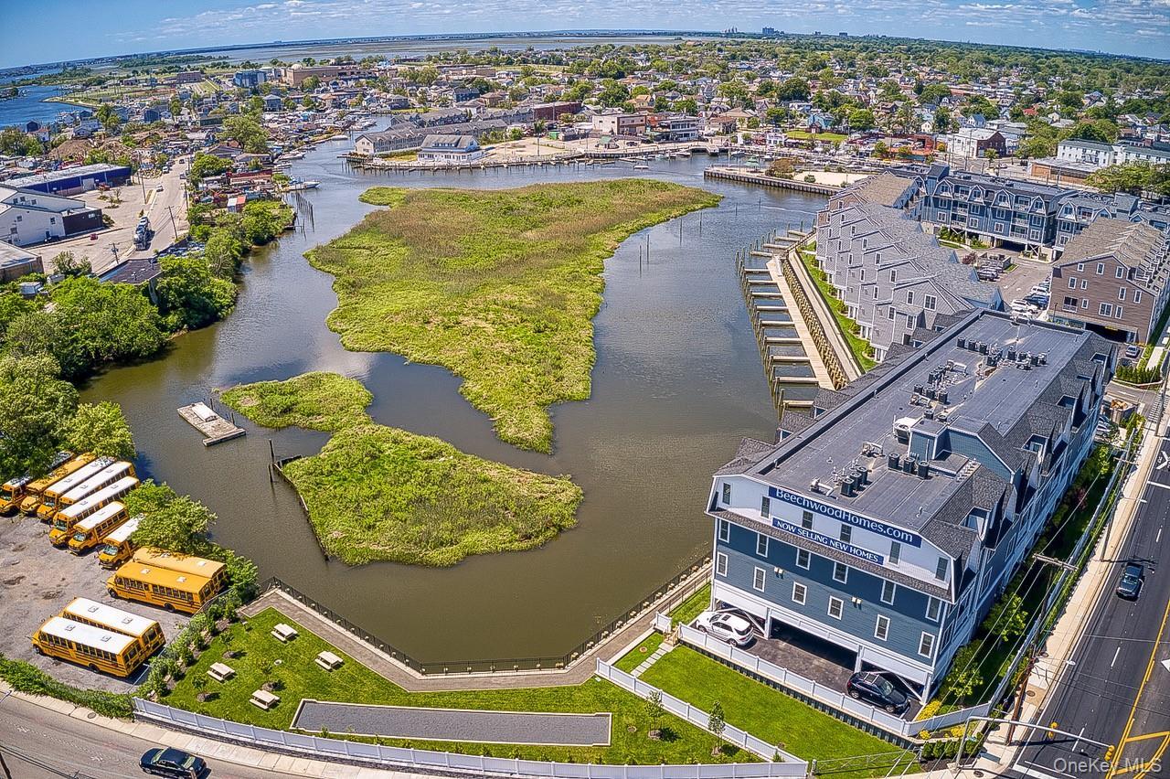 Condo Marina Pointe  Nassau County, NY 11518, MLS-946618-25