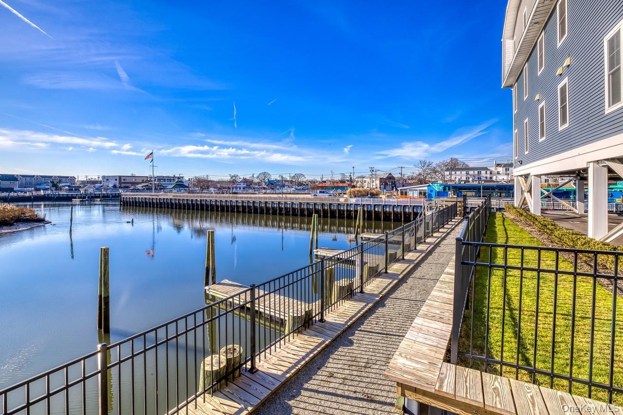 Condo Marina Pointe  Nassau County, NY 11518, MLS-946618-28
