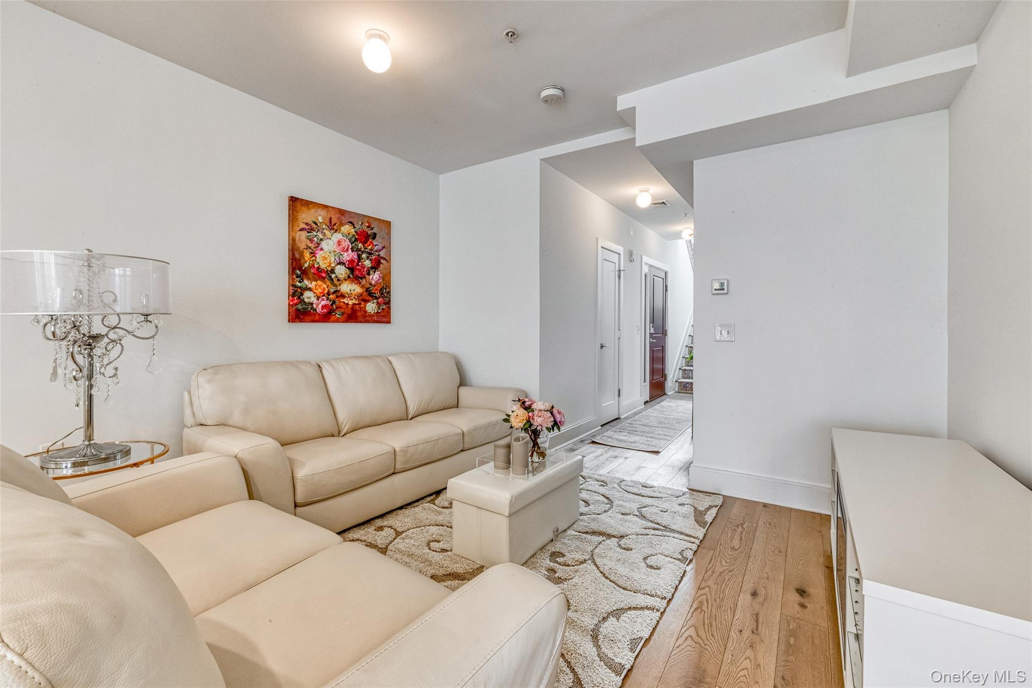 Condo Marina Pointe  Nassau County, NY 11518, MLS-946618-5