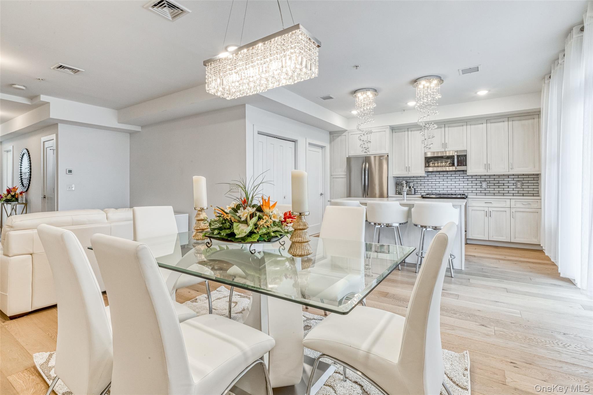 Condo Marina Pointe  Nassau County, NY 11518, MLS-946618-8