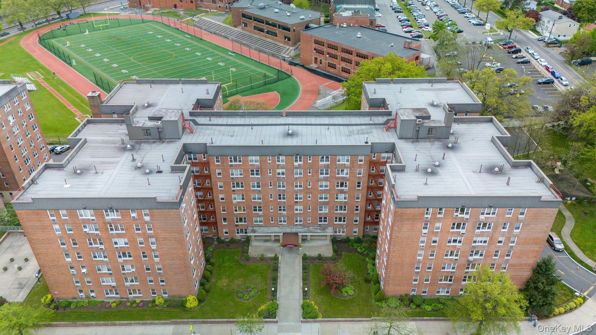 Coop Sadore Lane  Westchester County, NY 10710, MLS-946654-26