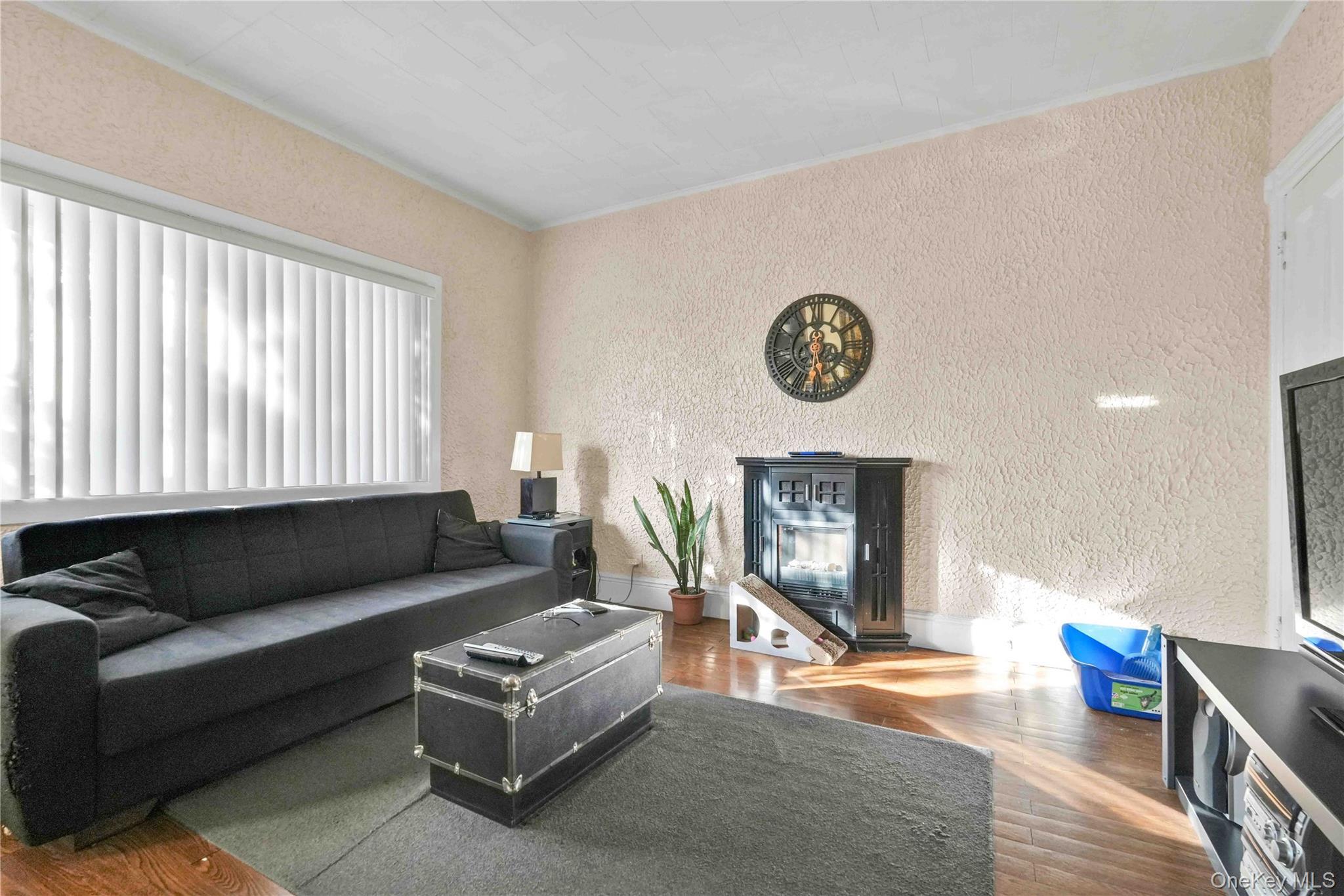 Single Family 90th Queens, NY 11416, MLS-946656-13