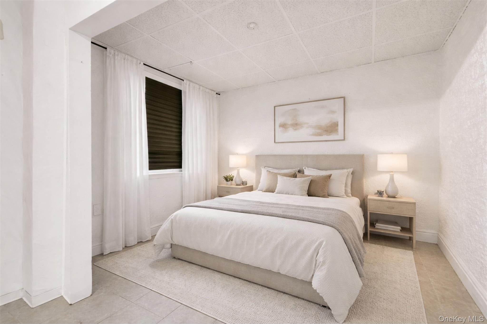 Single Family 90th Queens, NY 11416, MLS-946656-24