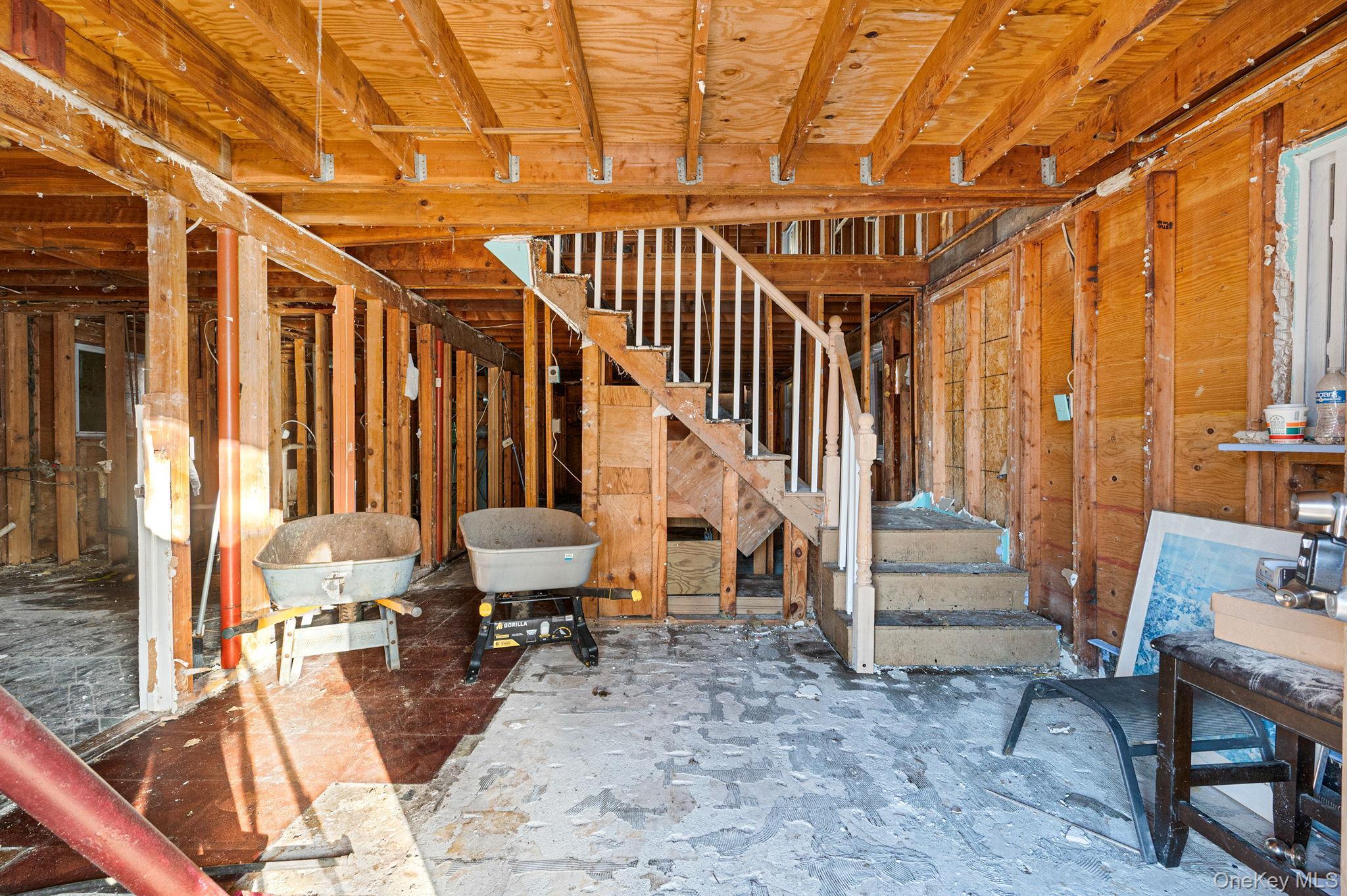 Single Family Hounslow  Suffolk County, NY 11967, MLS-946659-3