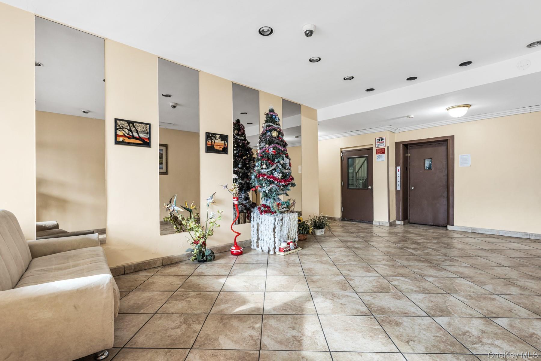 Coop 21st  Brooklyn, NY 11235, MLS-946676-2