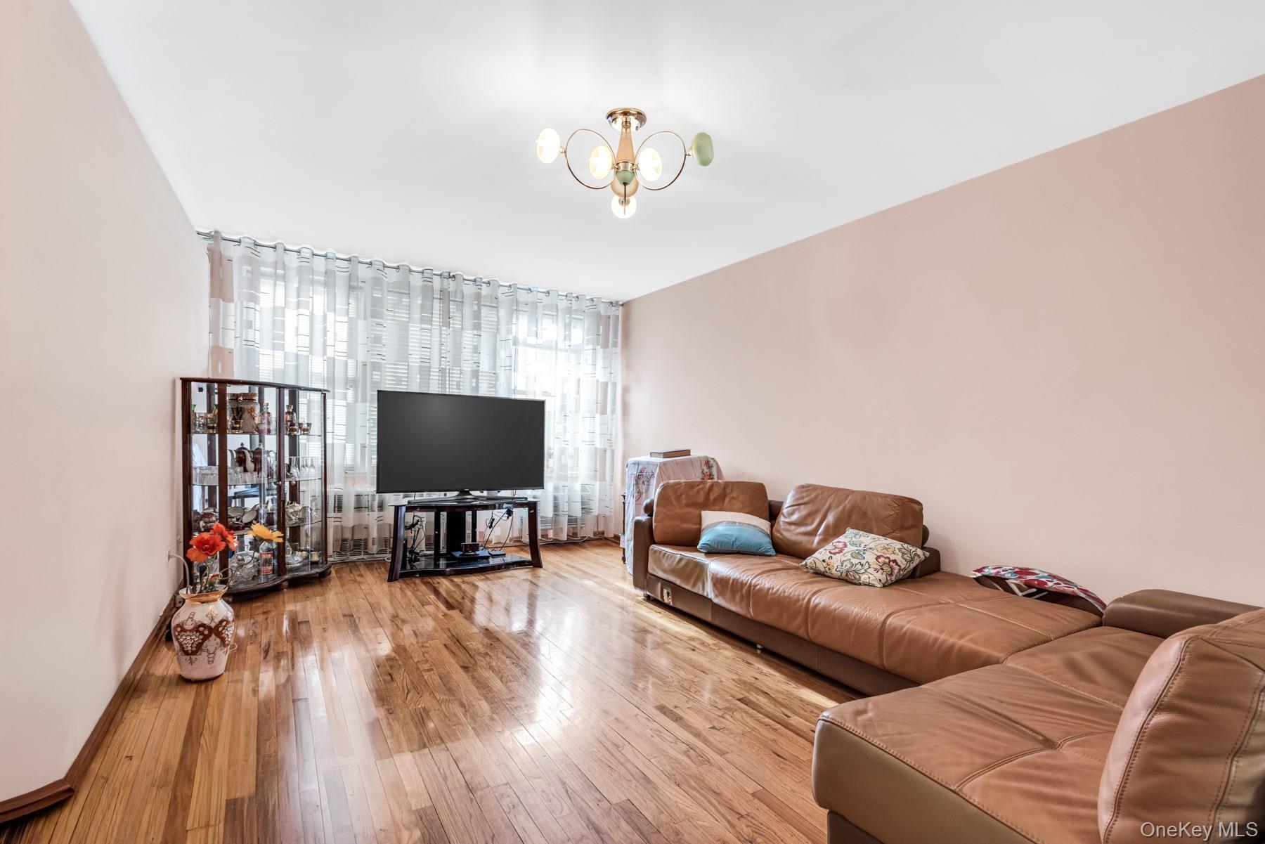 Coop 21st  Brooklyn, NY 11235, MLS-946676-4