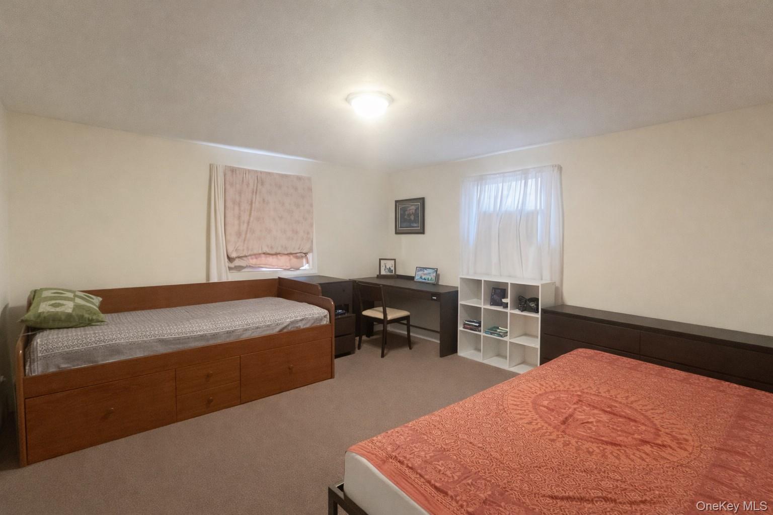 Single Family Horseblock  Suffolk County, NY 11738, MLS-946682-4