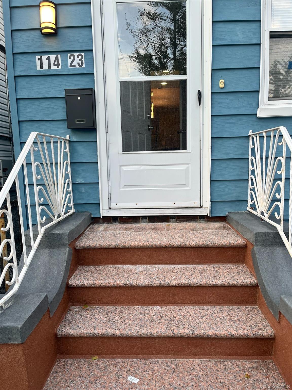 Single Family Sutter  Queens, NY 11420, MLS-946742-3