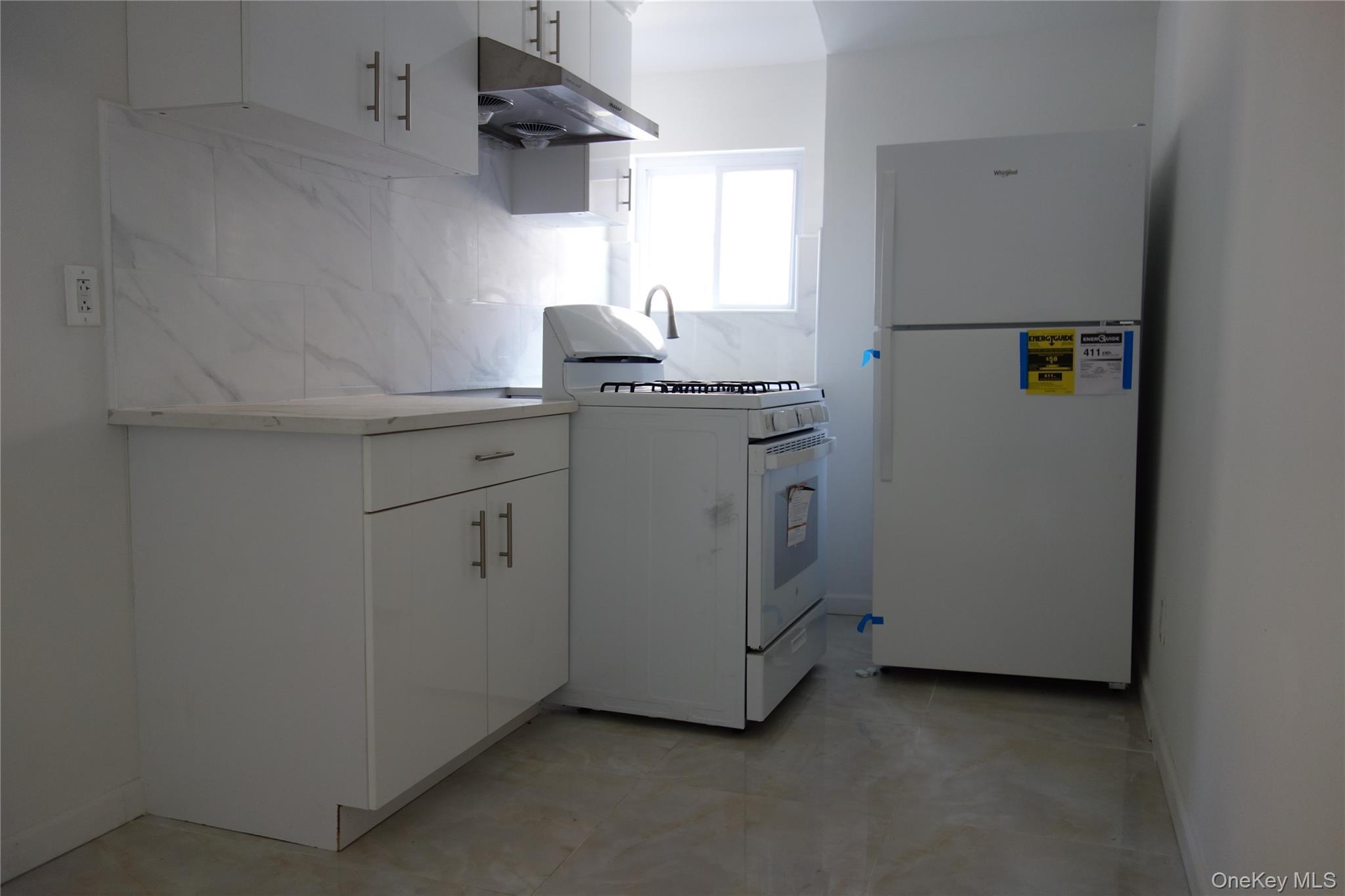 Single Family Prospect  Bronx, NY 10457, MLS-946818-10