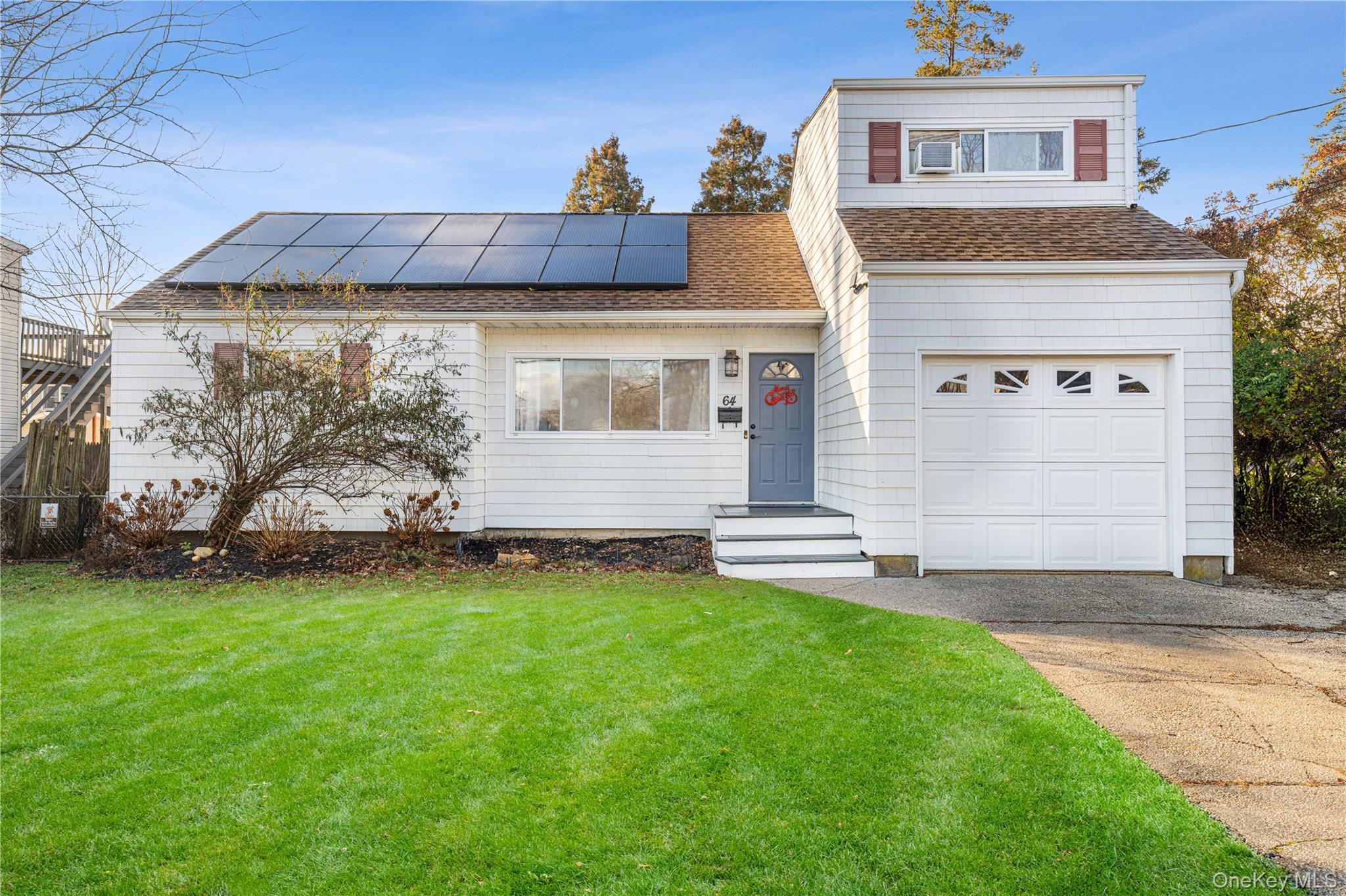 Single Family Wright  Suffolk County, NY 11729, MLS-946841-2