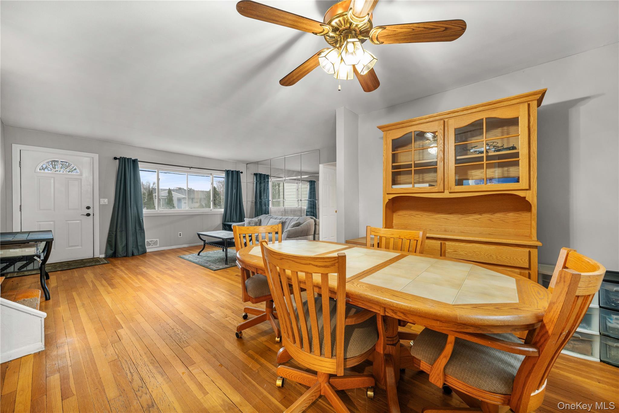 Single Family Wright  Suffolk County, NY 11729, MLS-946841-9