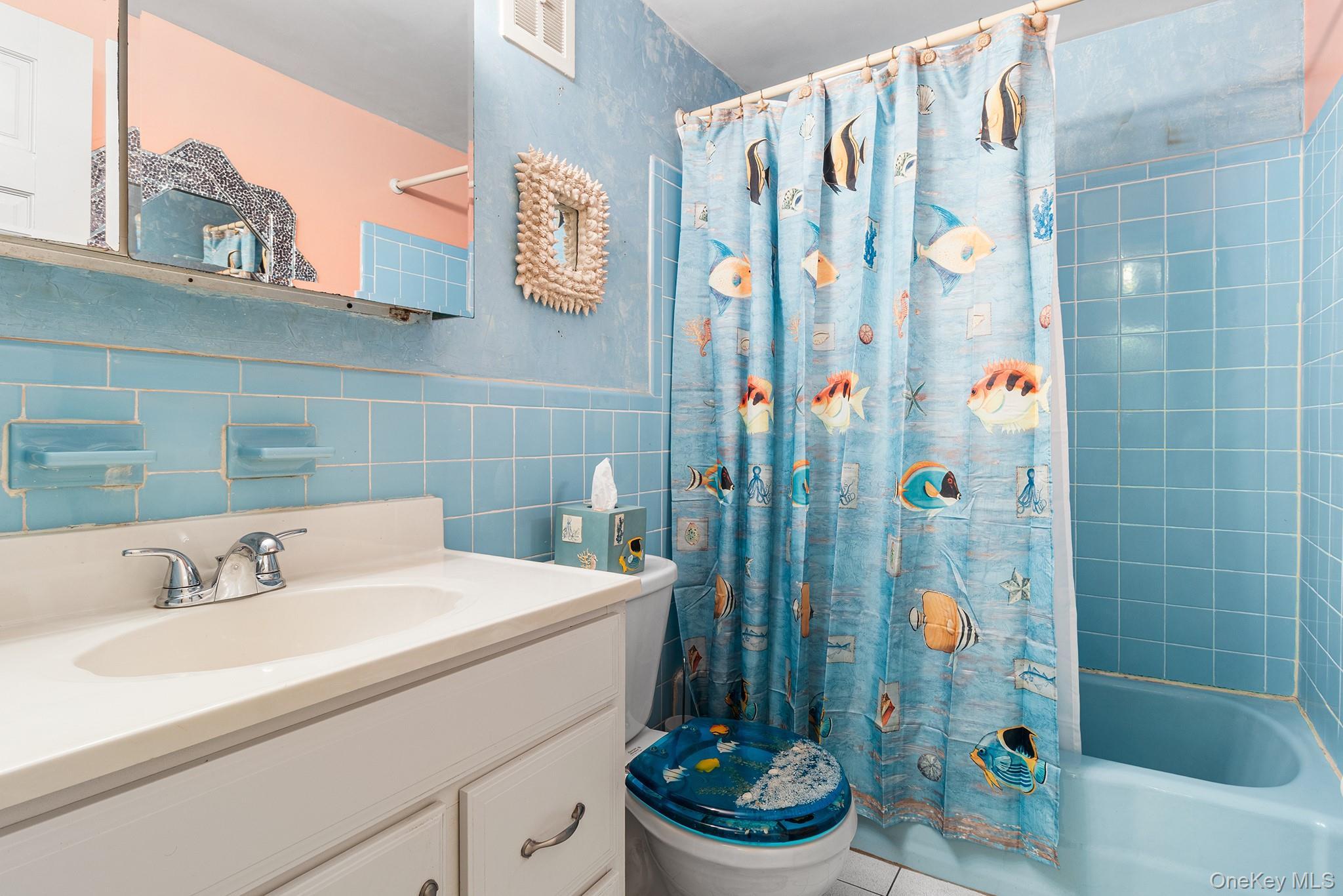 Coop Fulton  Nassau County, NY 11735, MLS-946853-11