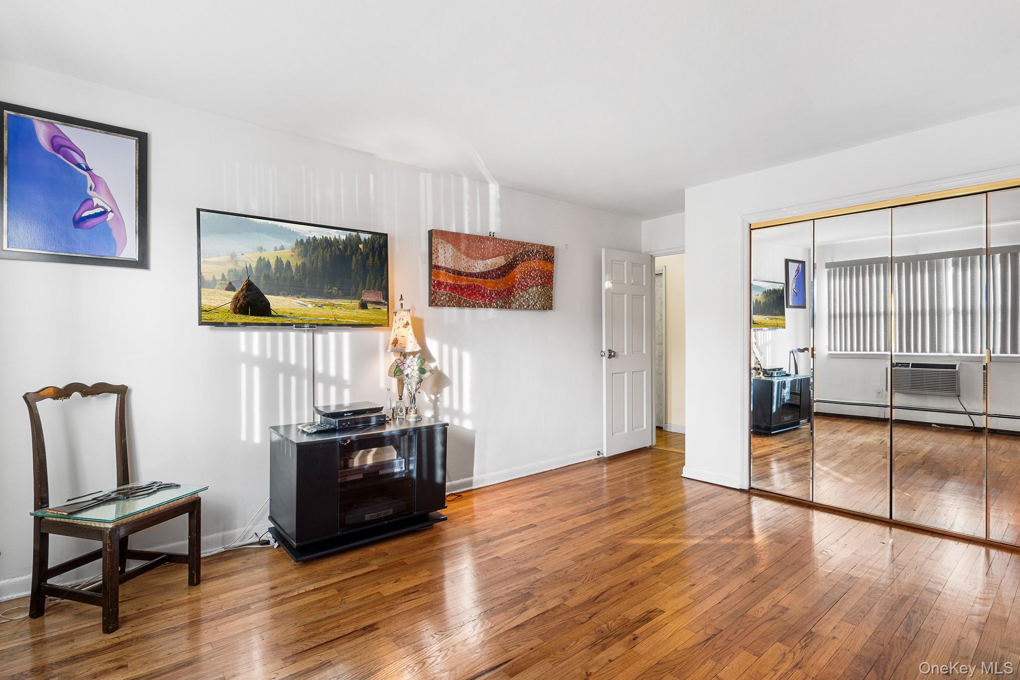 Coop Fulton  Nassau County, NY 11735, MLS-946853-13