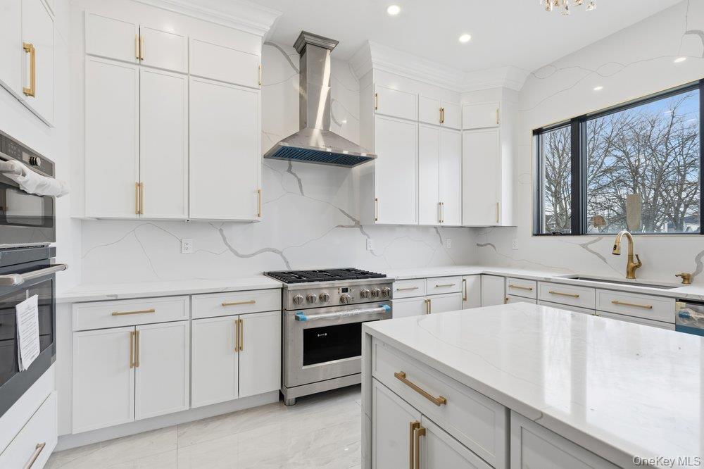 Single Family 81st  Queens, NY 11004, MLS-946871-10