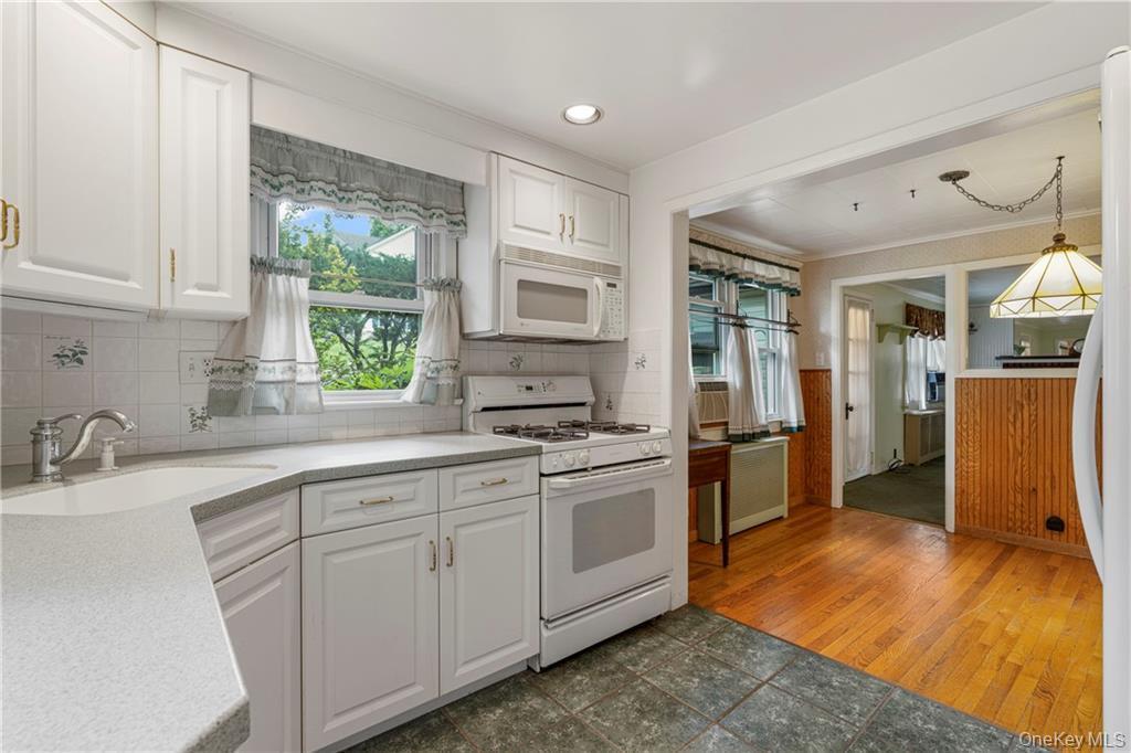 Single Family Lindbergh  Rockland County, NY 10956, MLS-946880-8