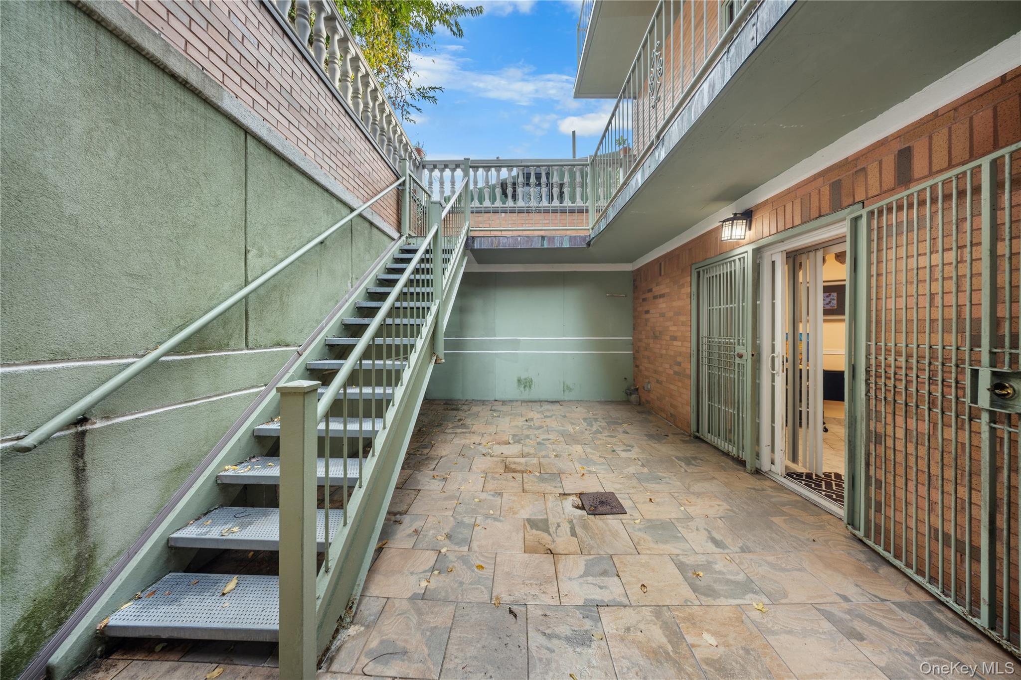 Single Family 63rd Queens, NY 11378, MLS-946891-11