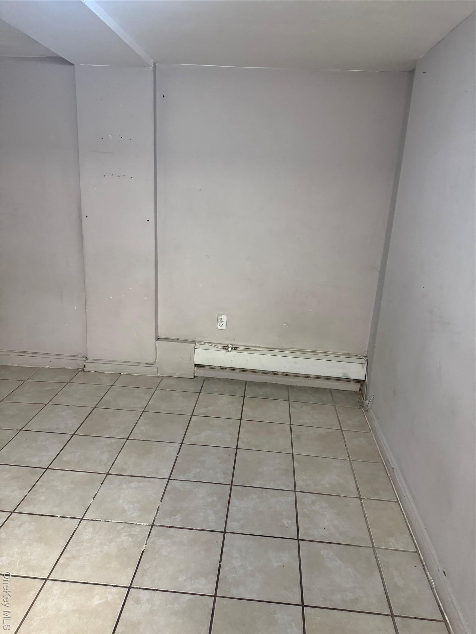 Single Family Euclid  Brooklyn, NY 11208, MLS-946934-13