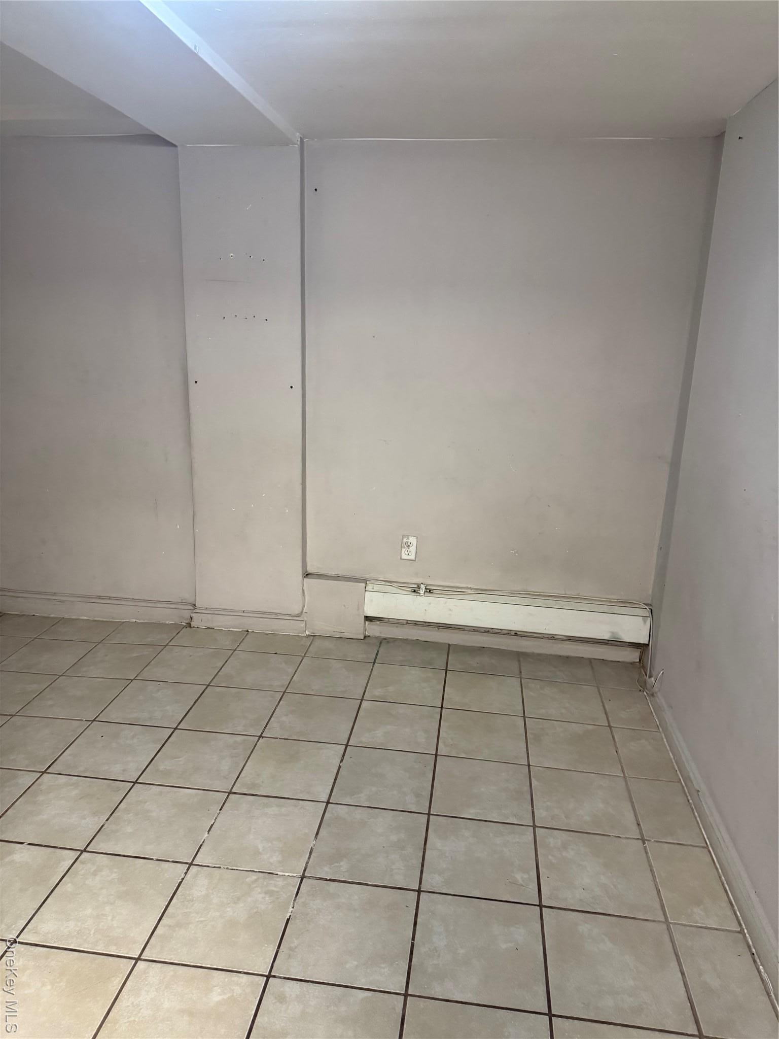 Single Family Euclid  Brooklyn, NY 11208, MLS-946934-14