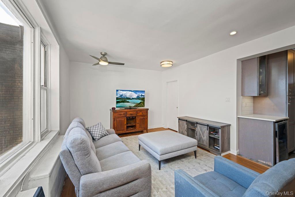 Coop Shore  Brooklyn, NY 11209, MLS-946943-10