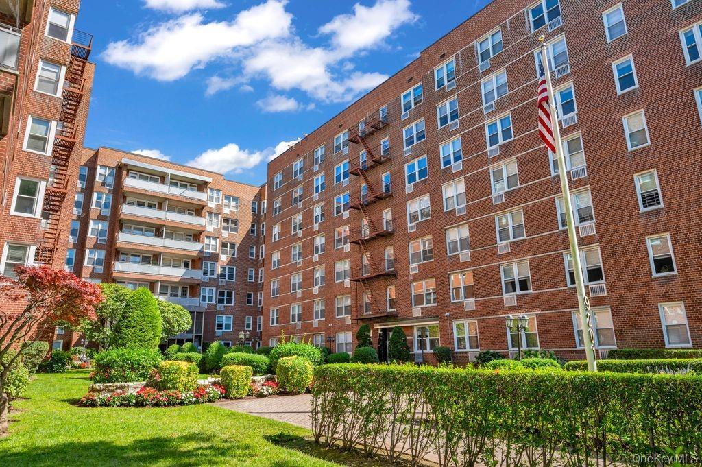 Coop Shore  Brooklyn, NY 11209, MLS-946943-19