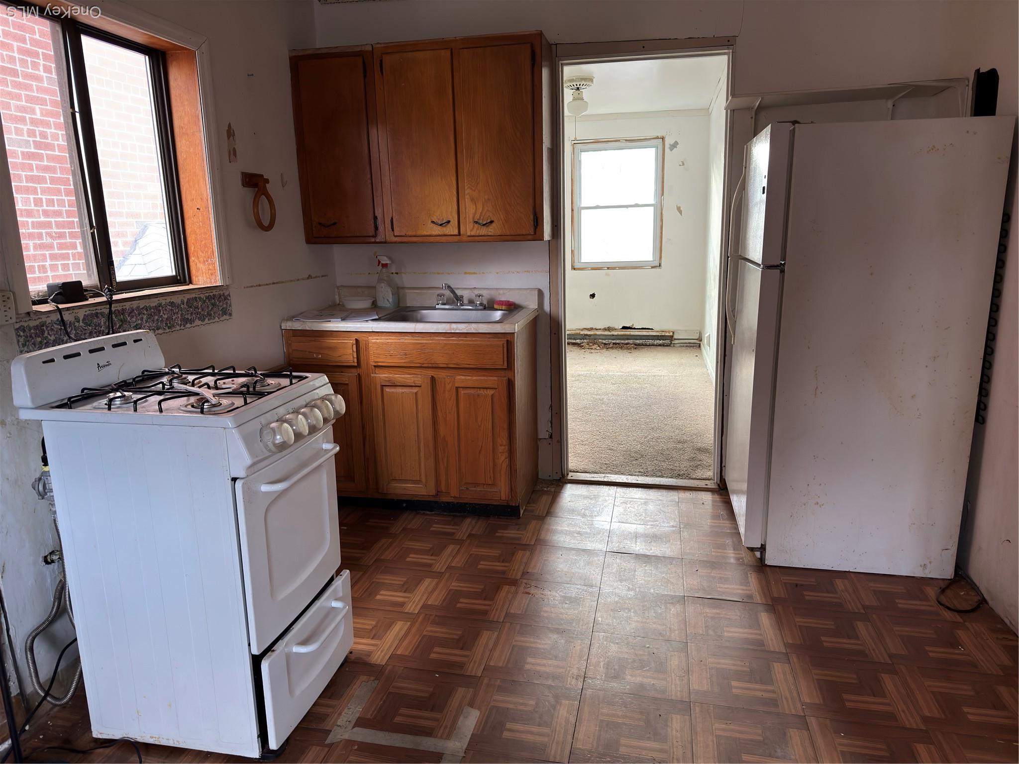 Single Family 7th  Queens, NY 11356, MLS-947005-6