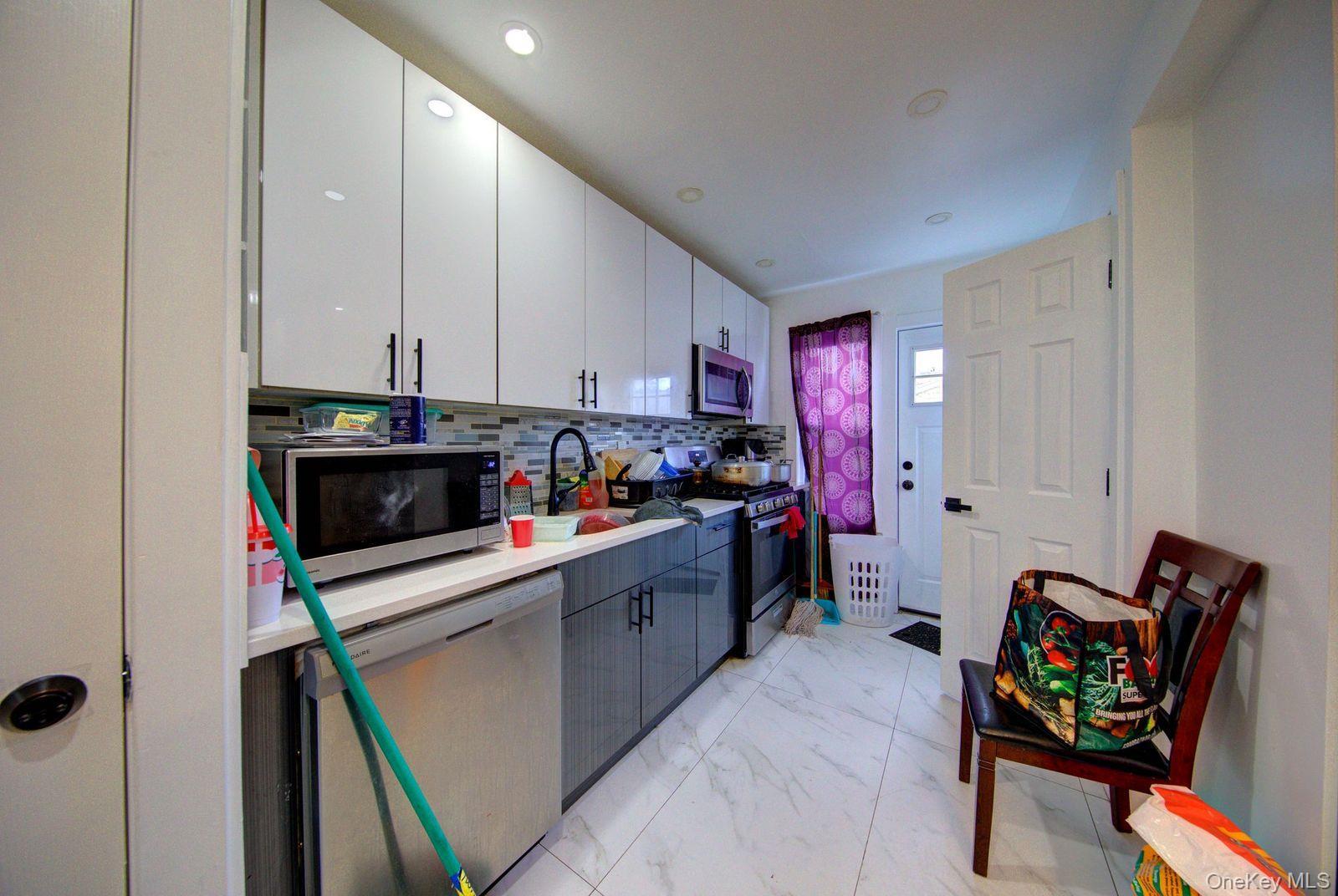 Single Family 200th Queens, NY 11412, MLS-947010-7