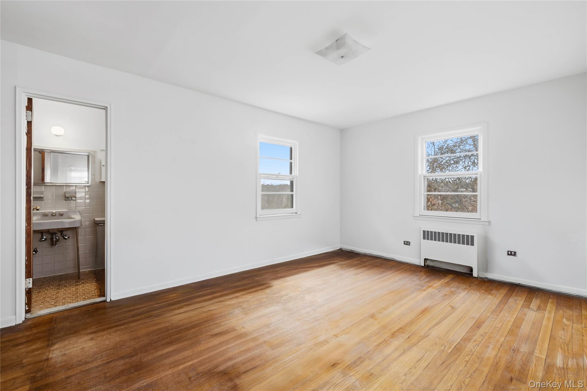 Single Family Spencer  Bronx, NY 10471, MLS-947026-11