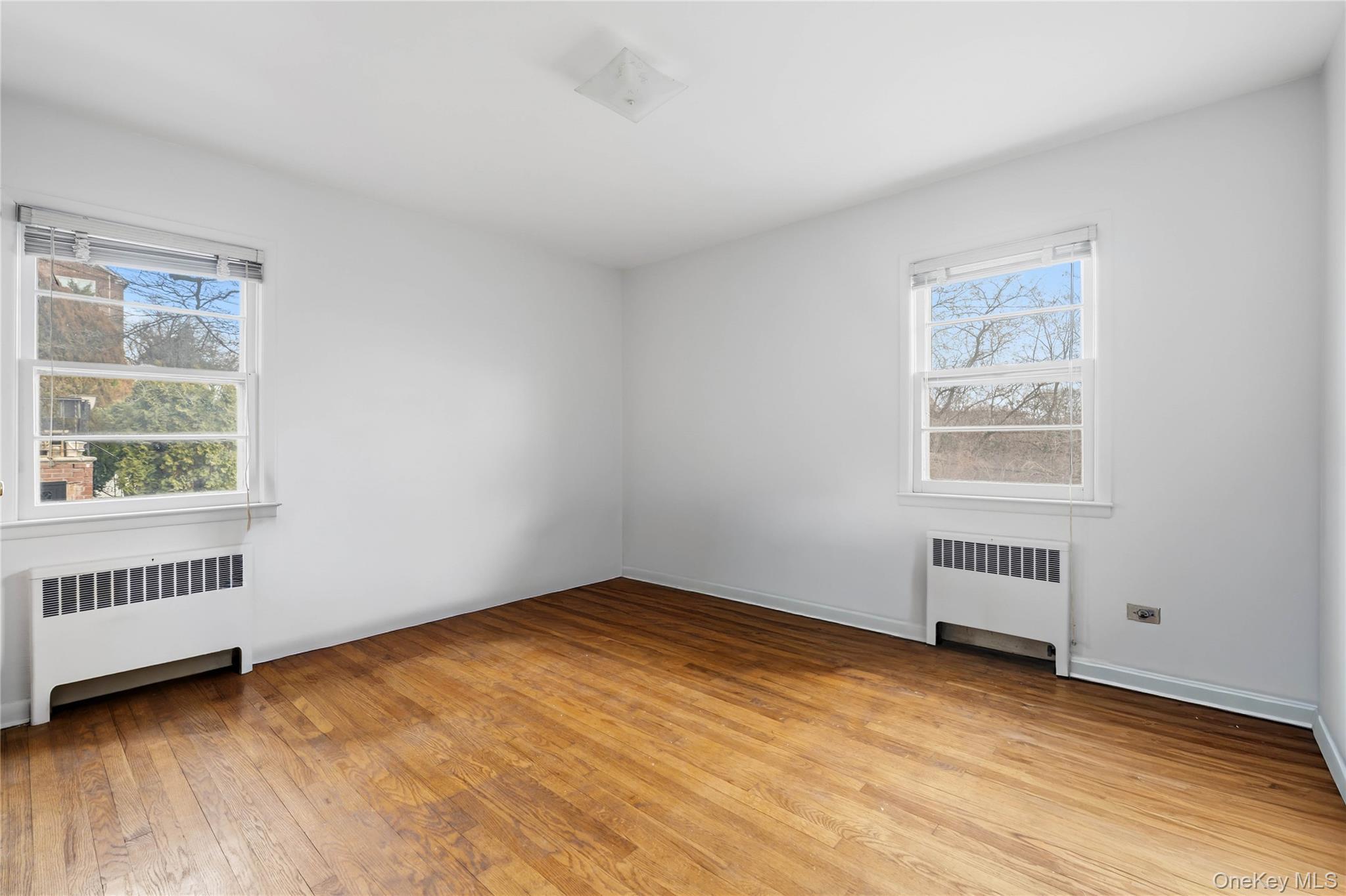 Single Family Spencer  Bronx, NY 10471, MLS-947026-9