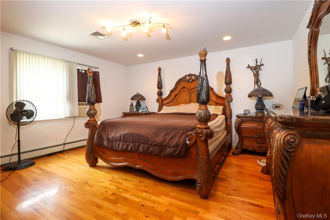 Single Family Midland Avenue  Westchester County, NY 10708, MLS-947077-10