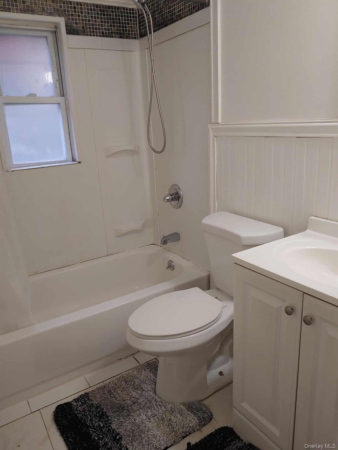 Apartment Pontiac  Queens, NY 11427, MLS-947079-7