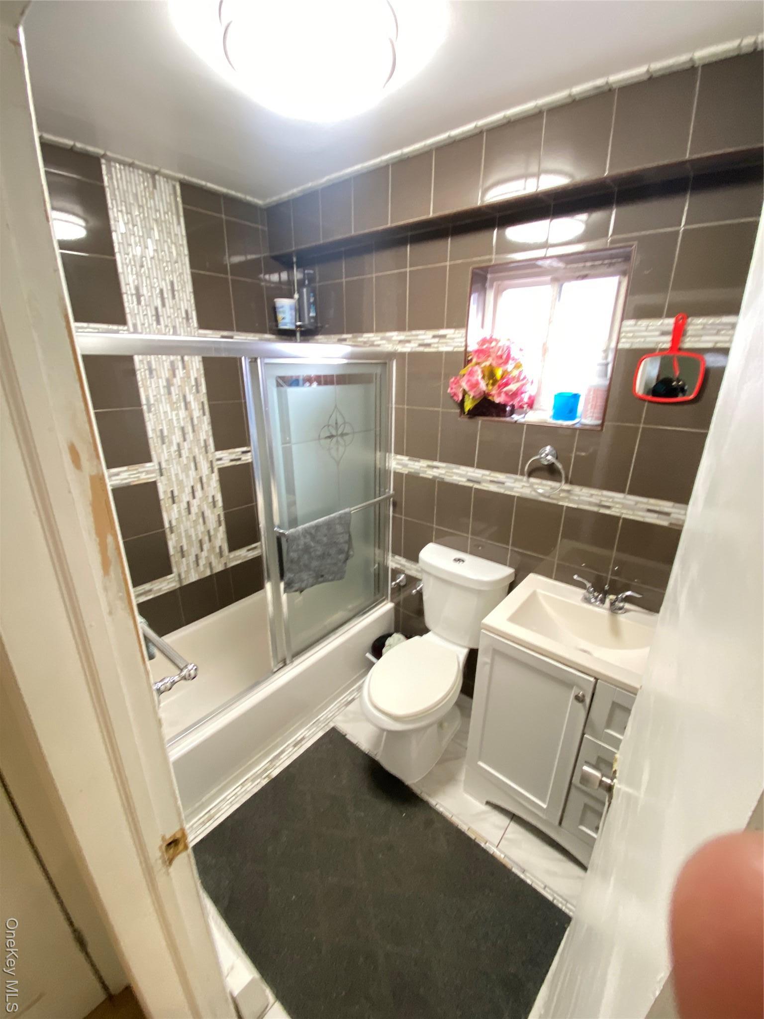 Single Family 85th  Queens, NY 11432, MLS-947135-7