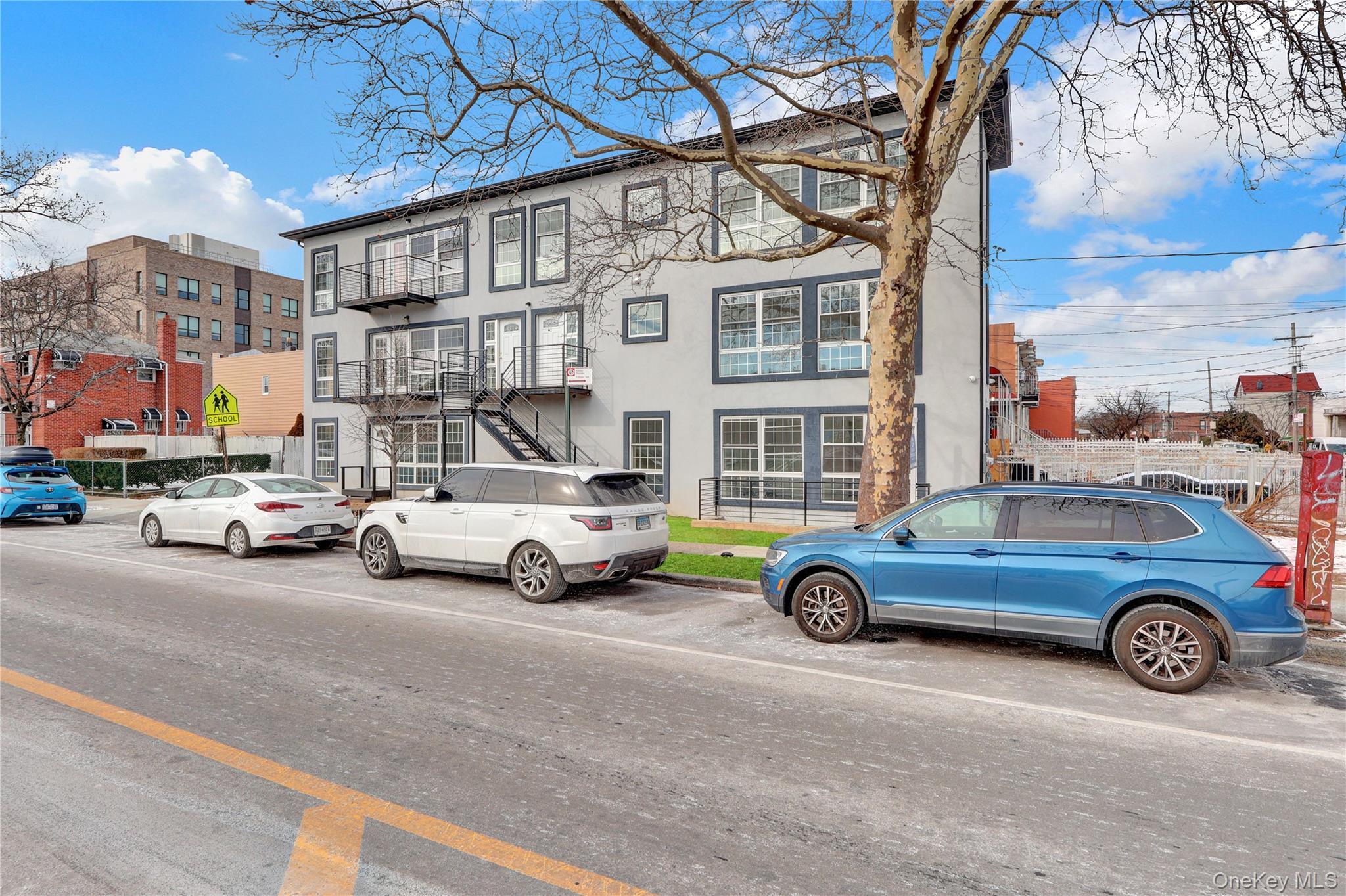 Single Family Hendrix  Brooklyn, NY 11207, MLS-947158-3