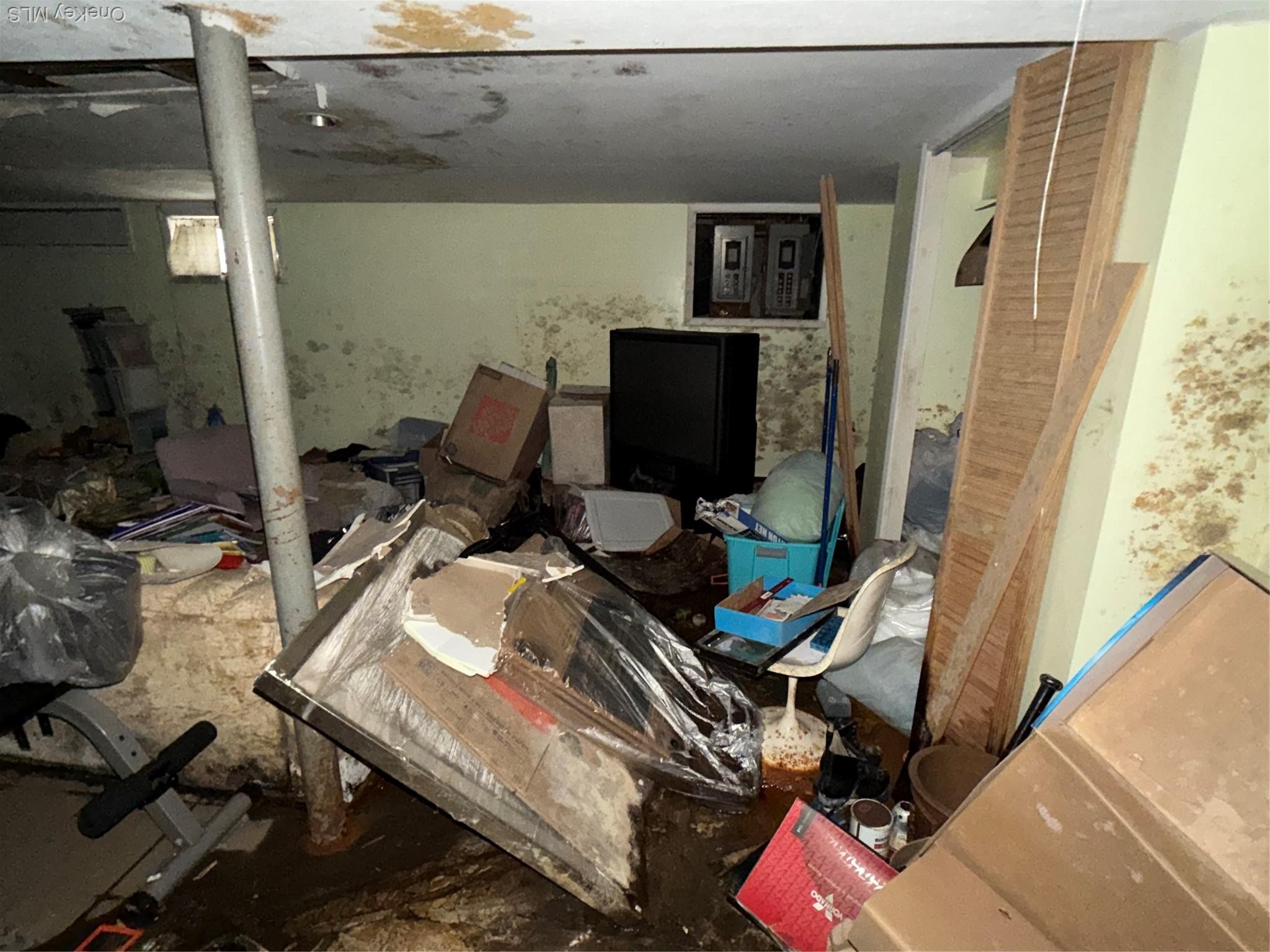 Single Family 219th Queens, NY 11413, MLS-947236-23