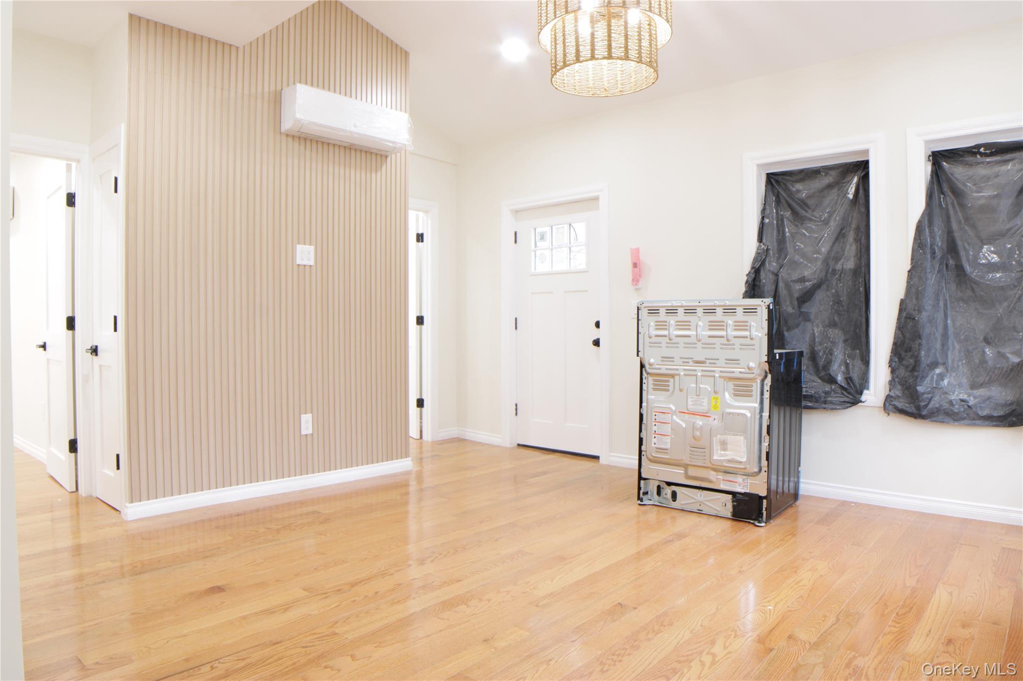 Single Family 94th  Queens, NY 11428, MLS-947283-3