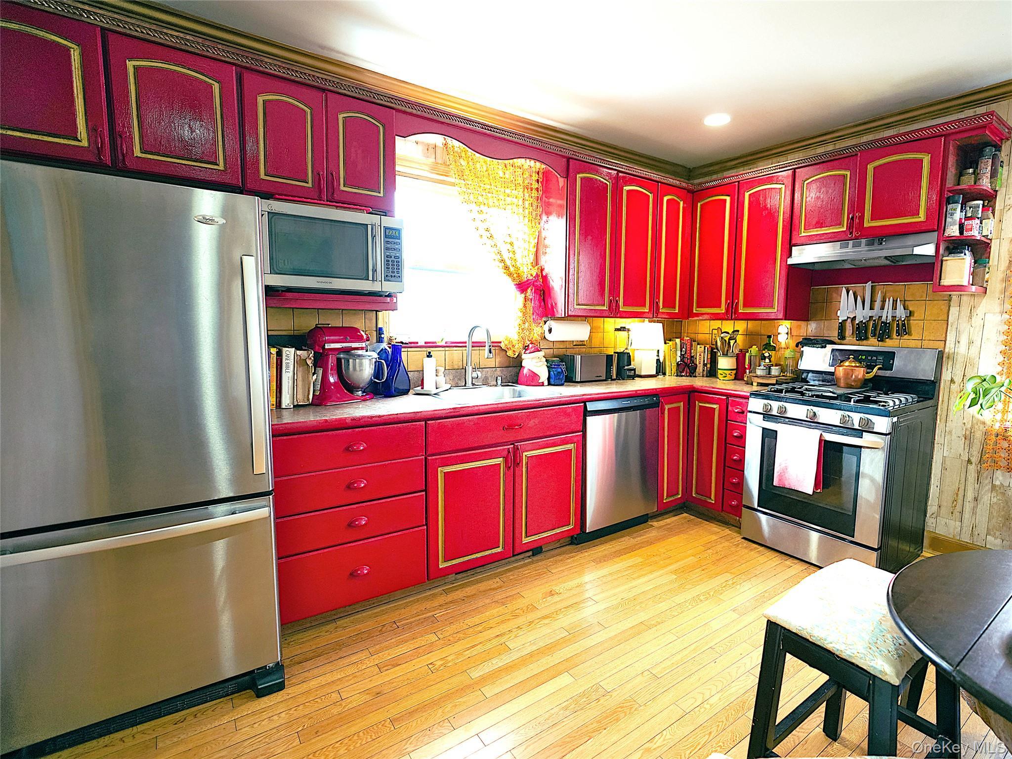 Single Family Centre  Bronx, NY 10464, MLS-947295-5