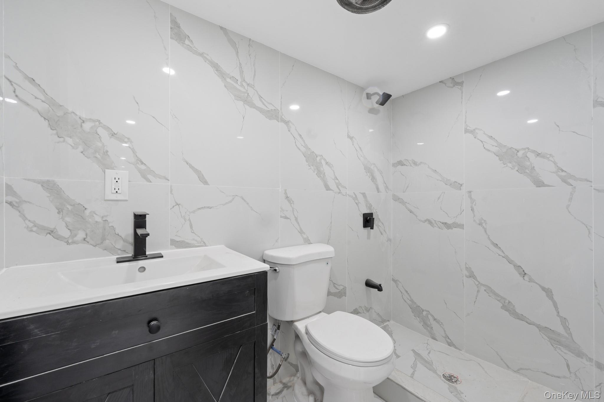 Single Family Murdock  Queens, NY 11412, MLS-947302-15