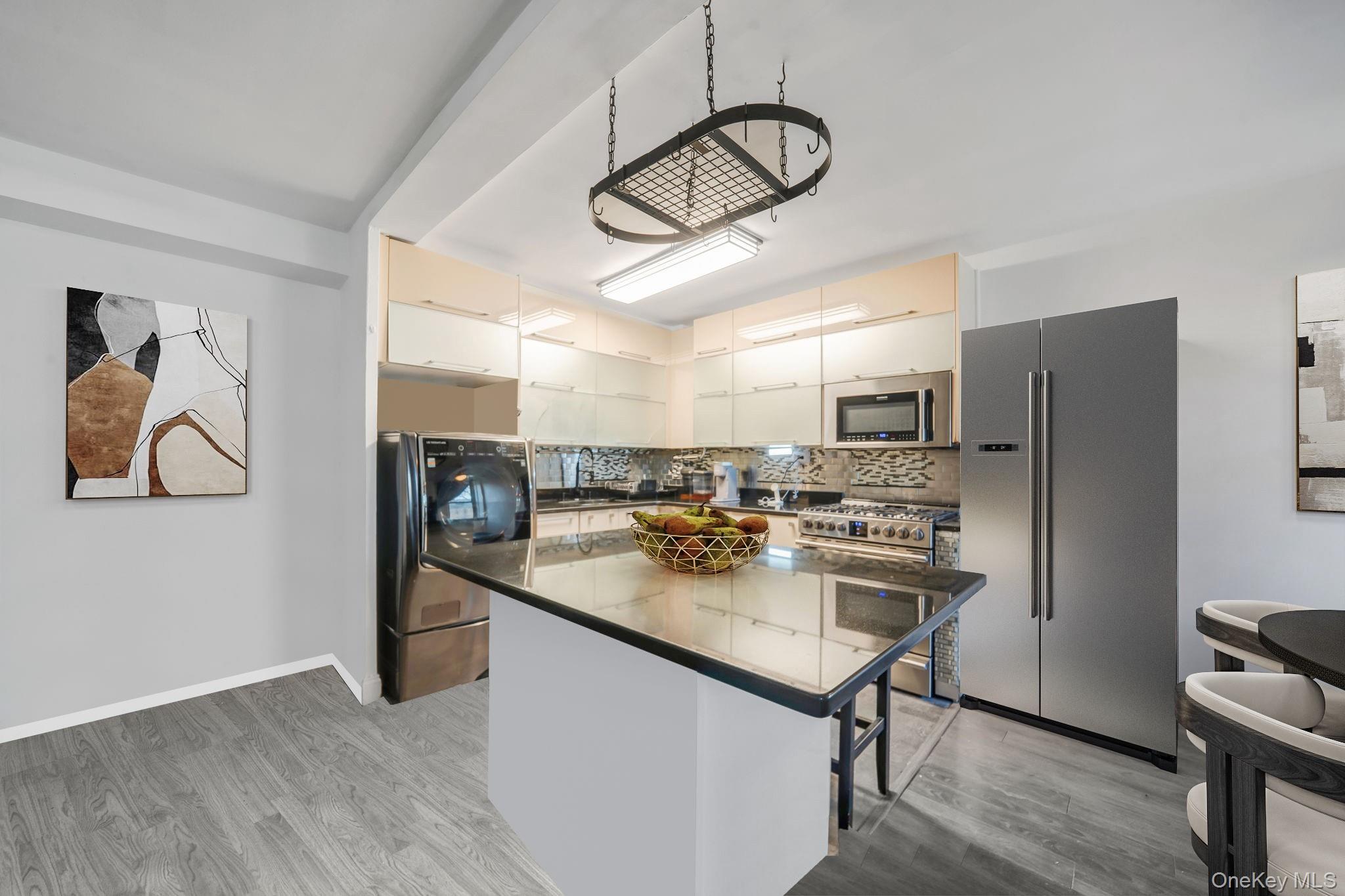 Condo Elton  Brooklyn, NY 11208, MLS-947320-6