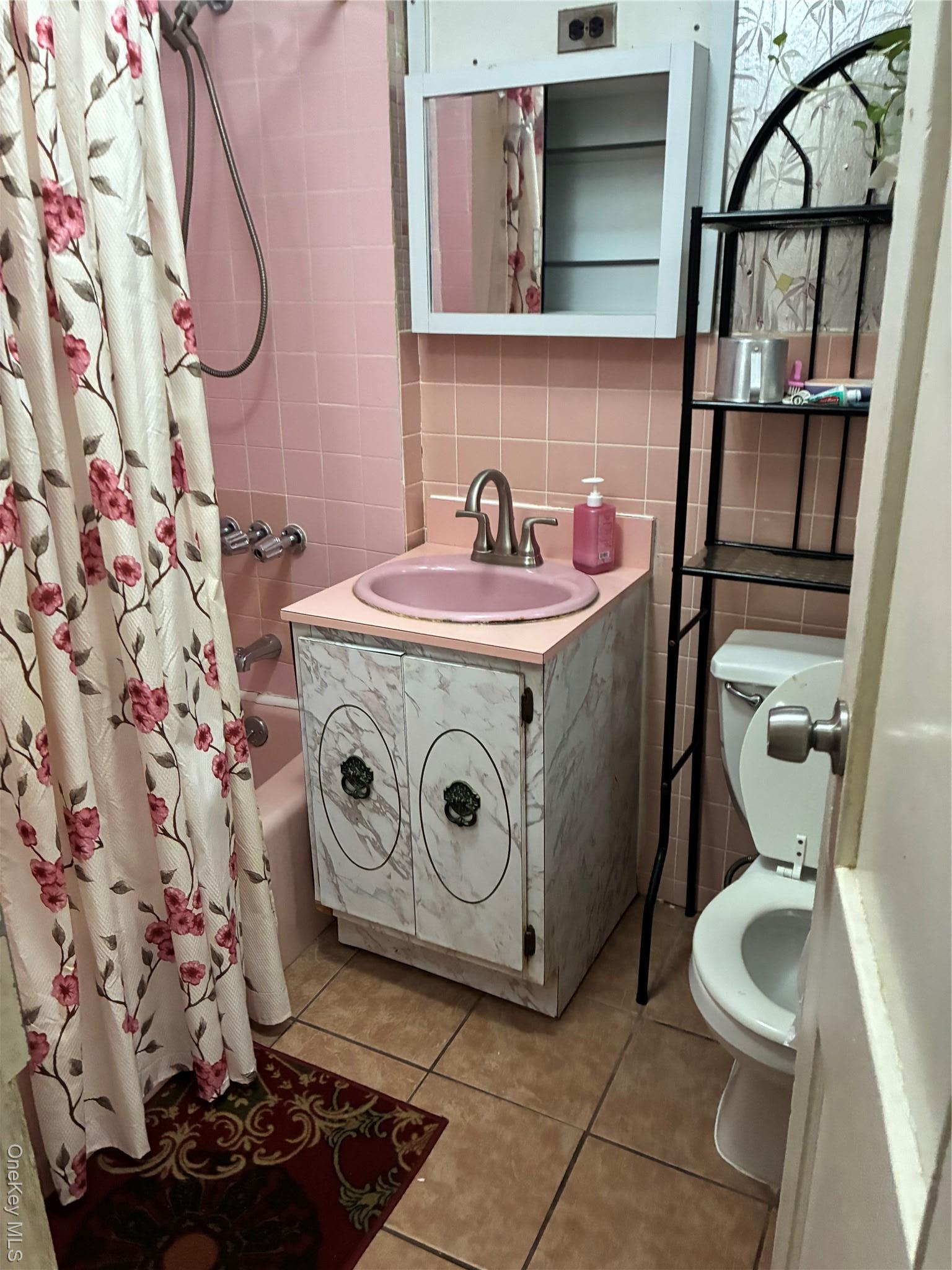 Single Family 182nd Queens, NY 11423, MLS-947323-12