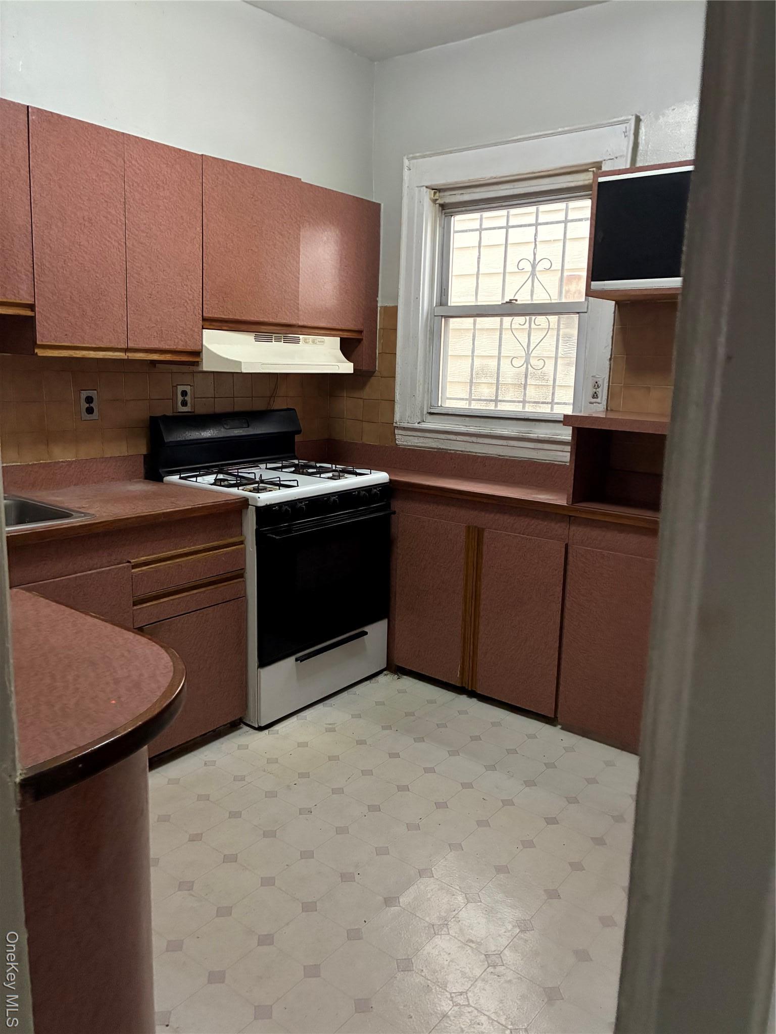 Single Family 182nd Queens, NY 11423, MLS-947323-5